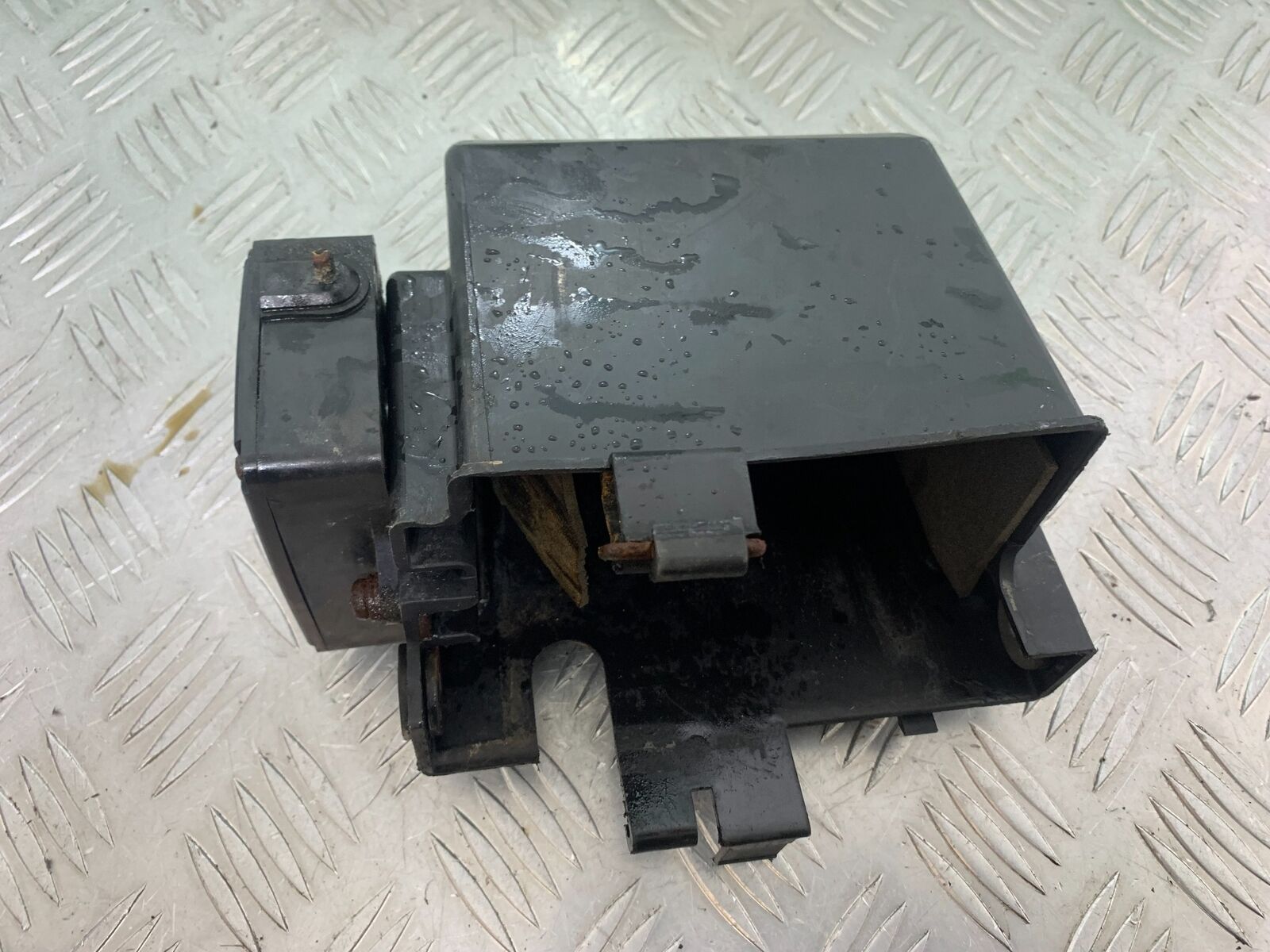 YAMAHA FJ1100 FJ 1100 CDI UNIT   YEAR 1984-1985 (CMB1101)