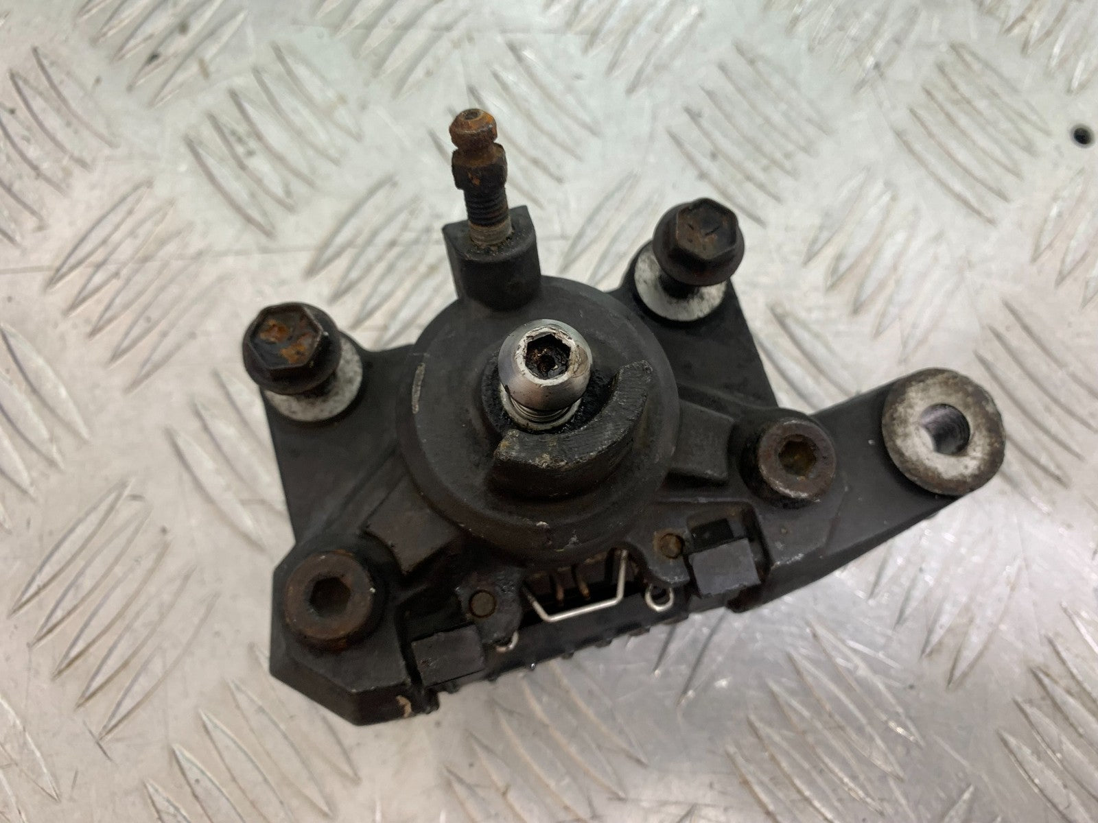 SUZUKI GSF1200 GSF 1200 BANDIT REAR BRAKE CALIPER  YEAR 2001-2004 (CMB1188)