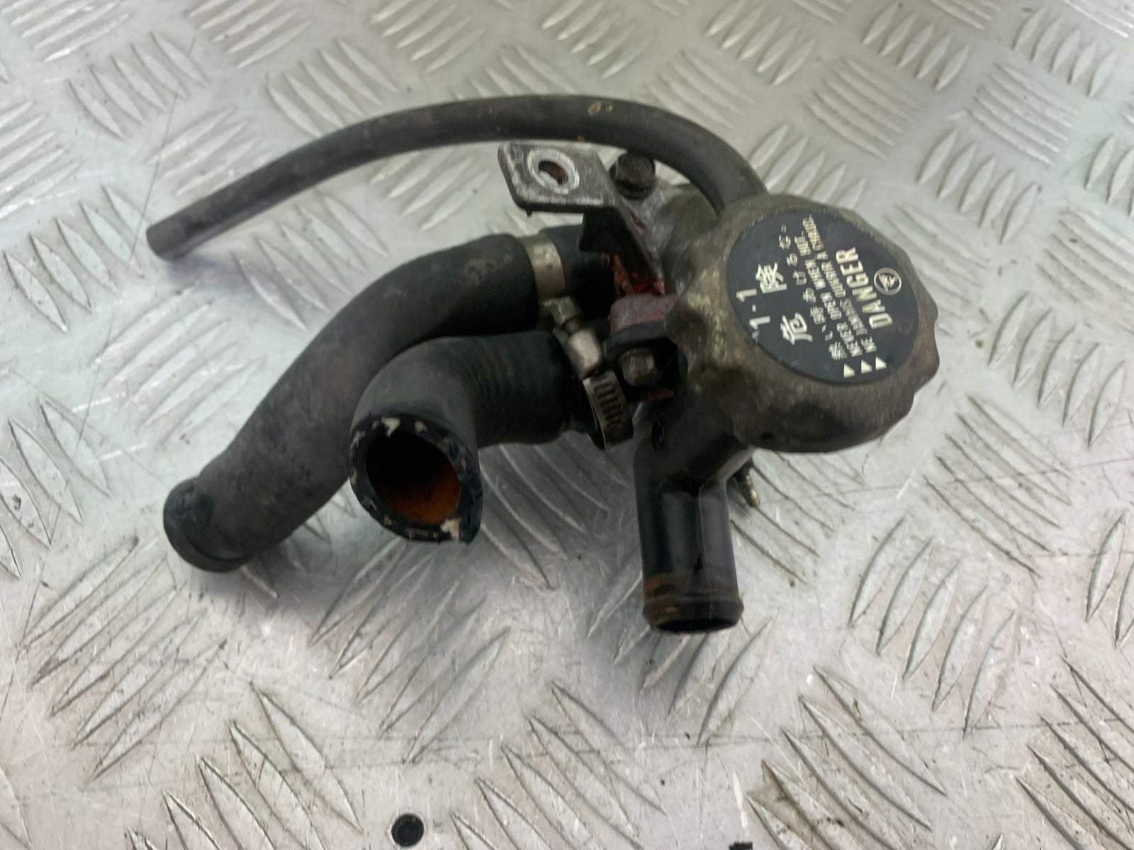 HONDA NTV 600 REVERE THERMOSTAT  YEAR 1988-1996  (CMB1281)