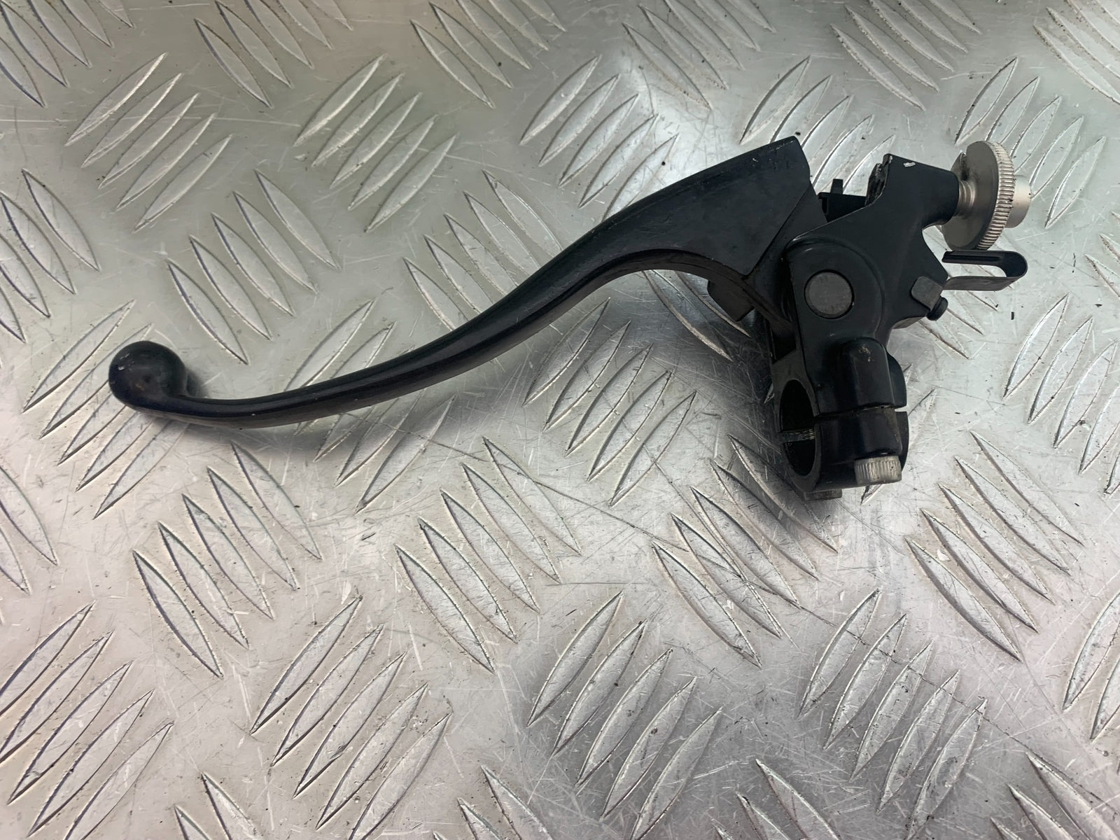 KAWASAKI ZX6R CLUTCH LEVER AND BRACKET YEAR 2009-2012 (CMB1136)