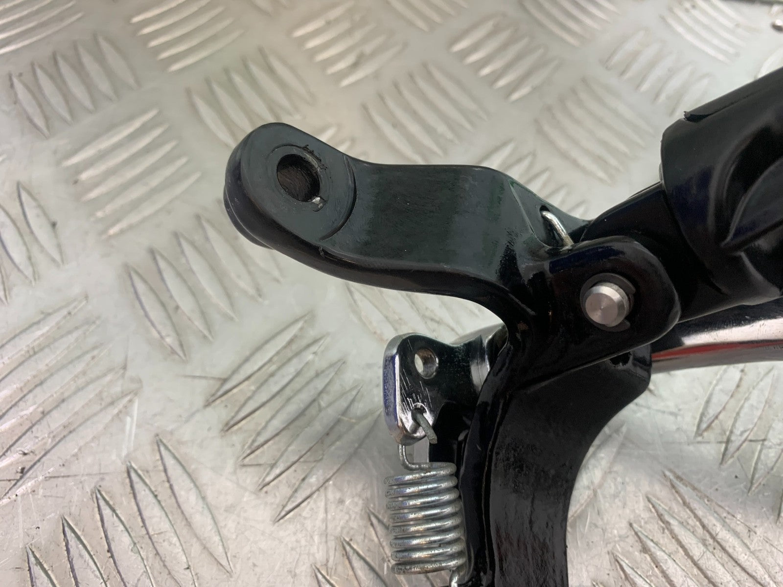 BSA 650 GOLD STAR RIGHT HANGER PEG AND PEDAL    YEAR 2022-2025 (CMB1262)