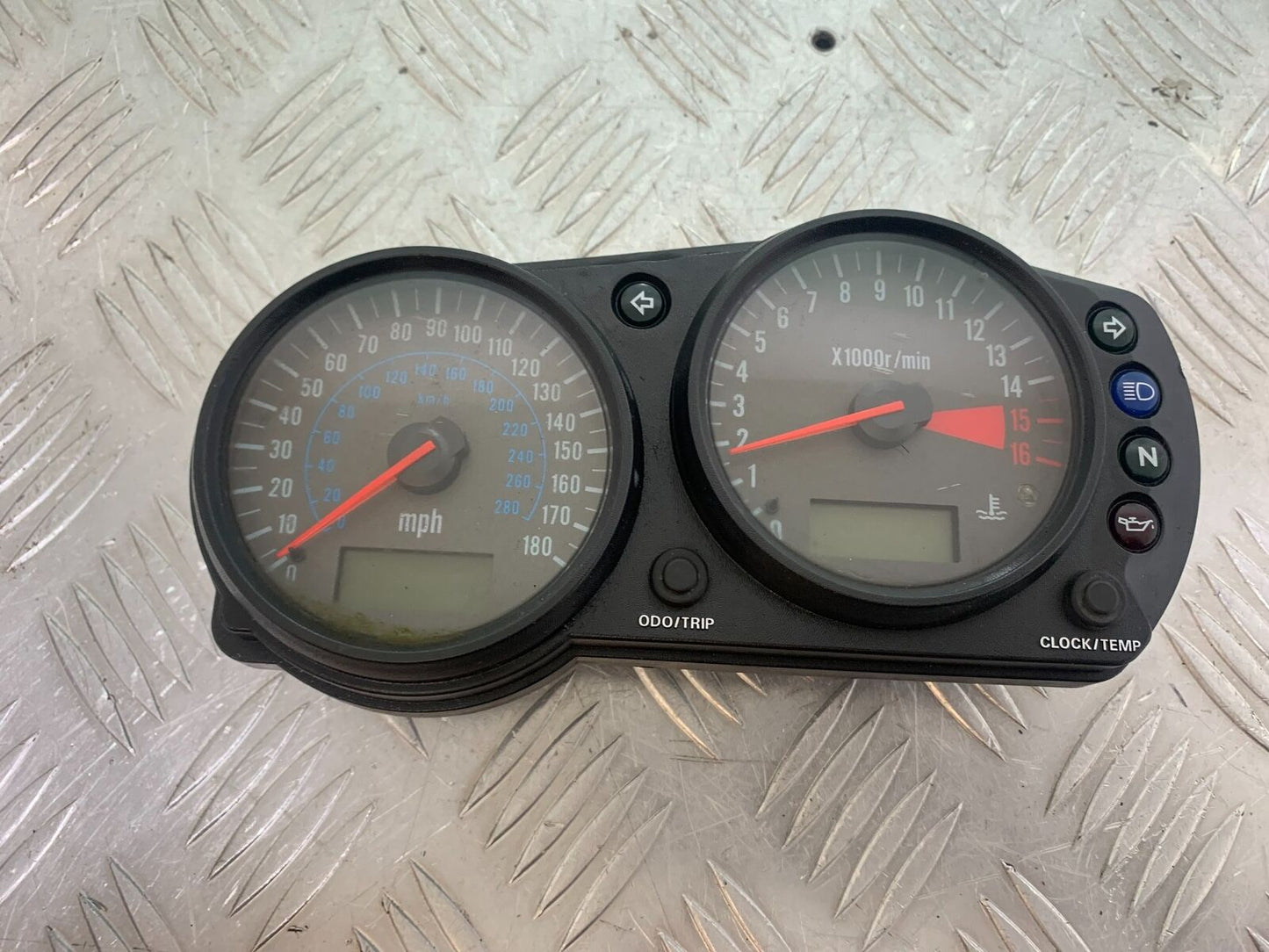KAWASAKI ZX6R ZX6 J CLOCKS SPEEDO DASH  YEAR 2000 (CMB1129)