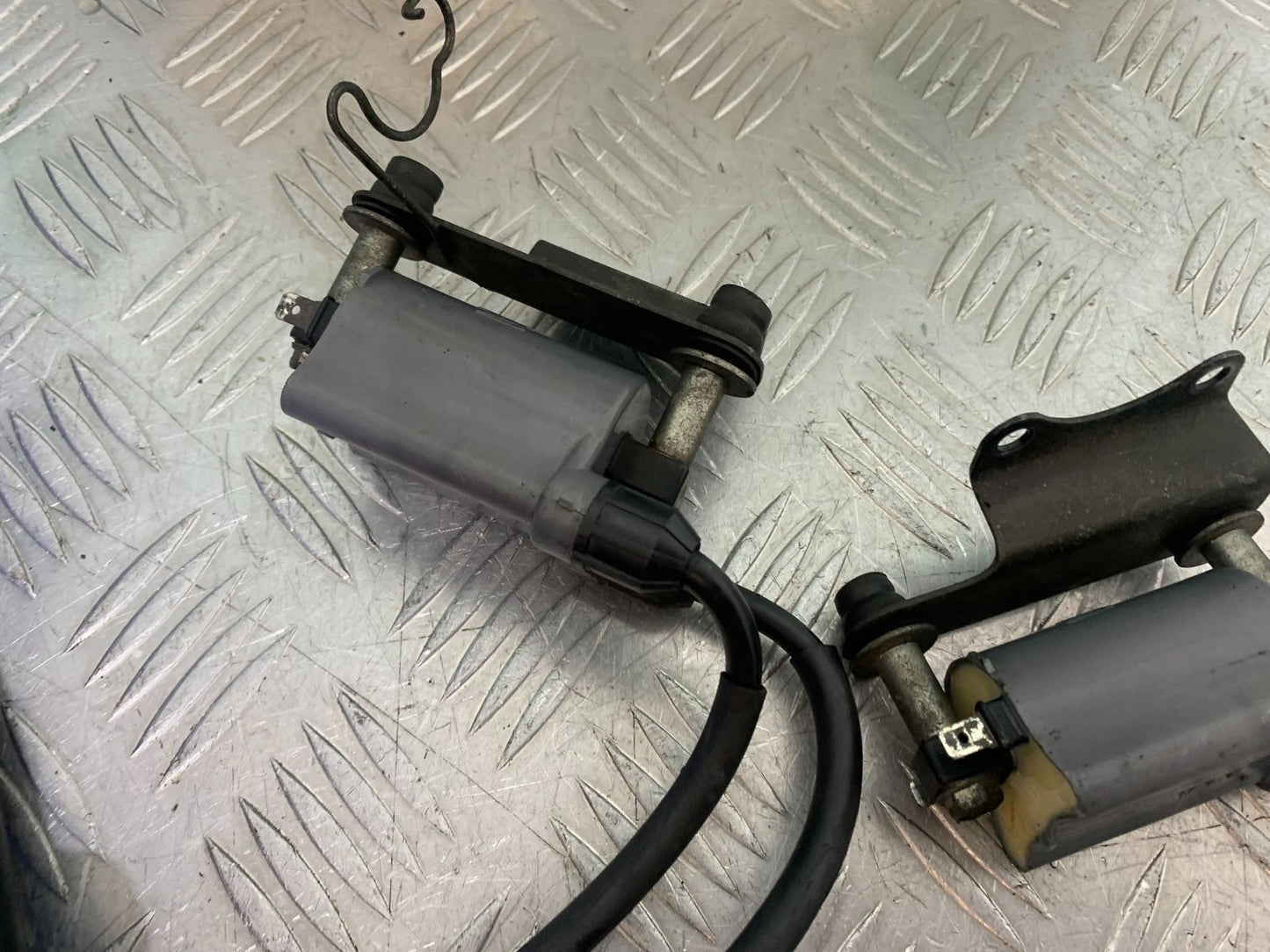 KAWASAKI ZZR1100 D COILS AND CAPS  YEAR 1993-2001 (CMB1289)
