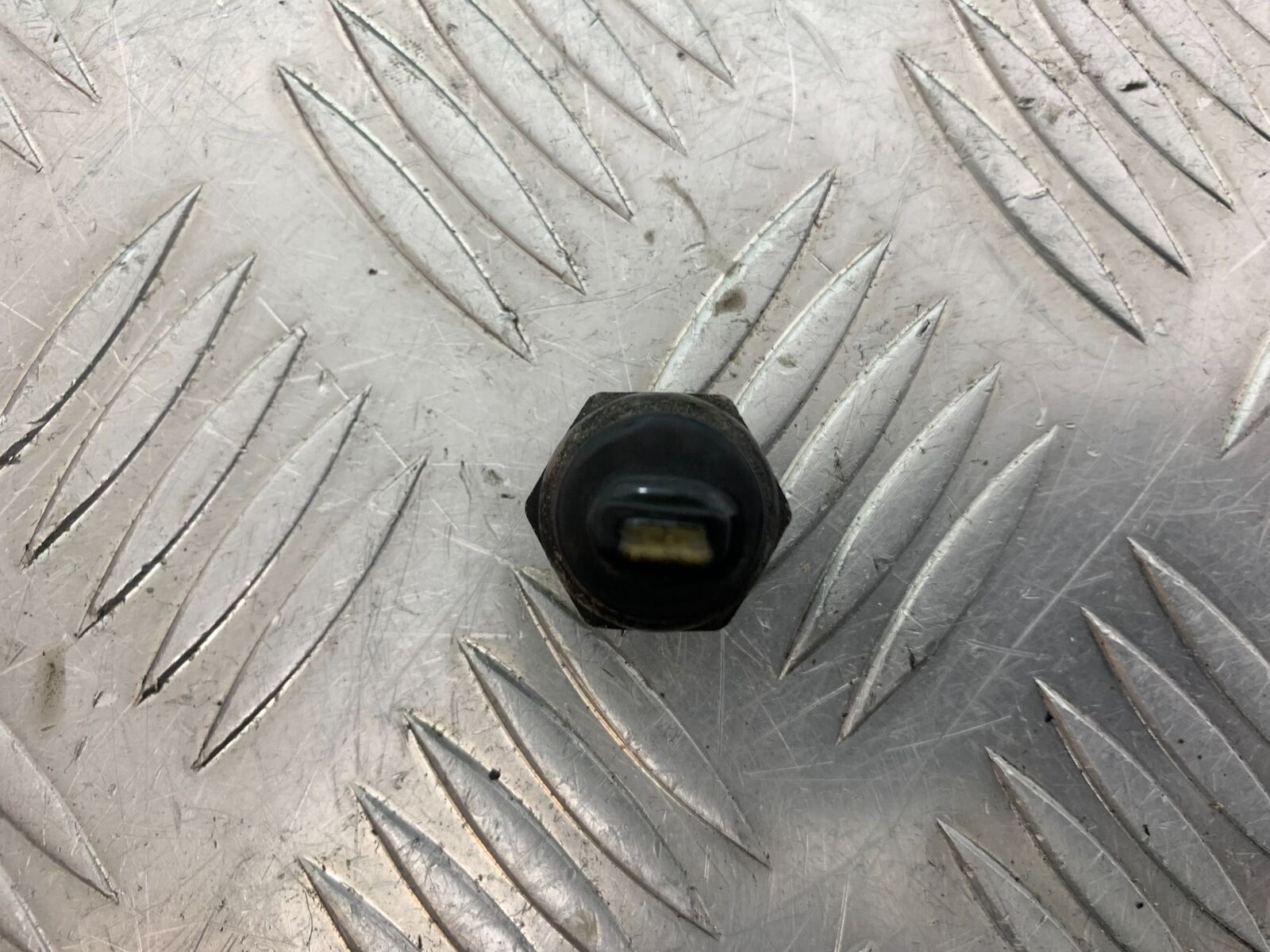 HONDA CBR1100 BLACKBIRD FAN SWITCH  YEAR 1999-2005 (CMB1103)
