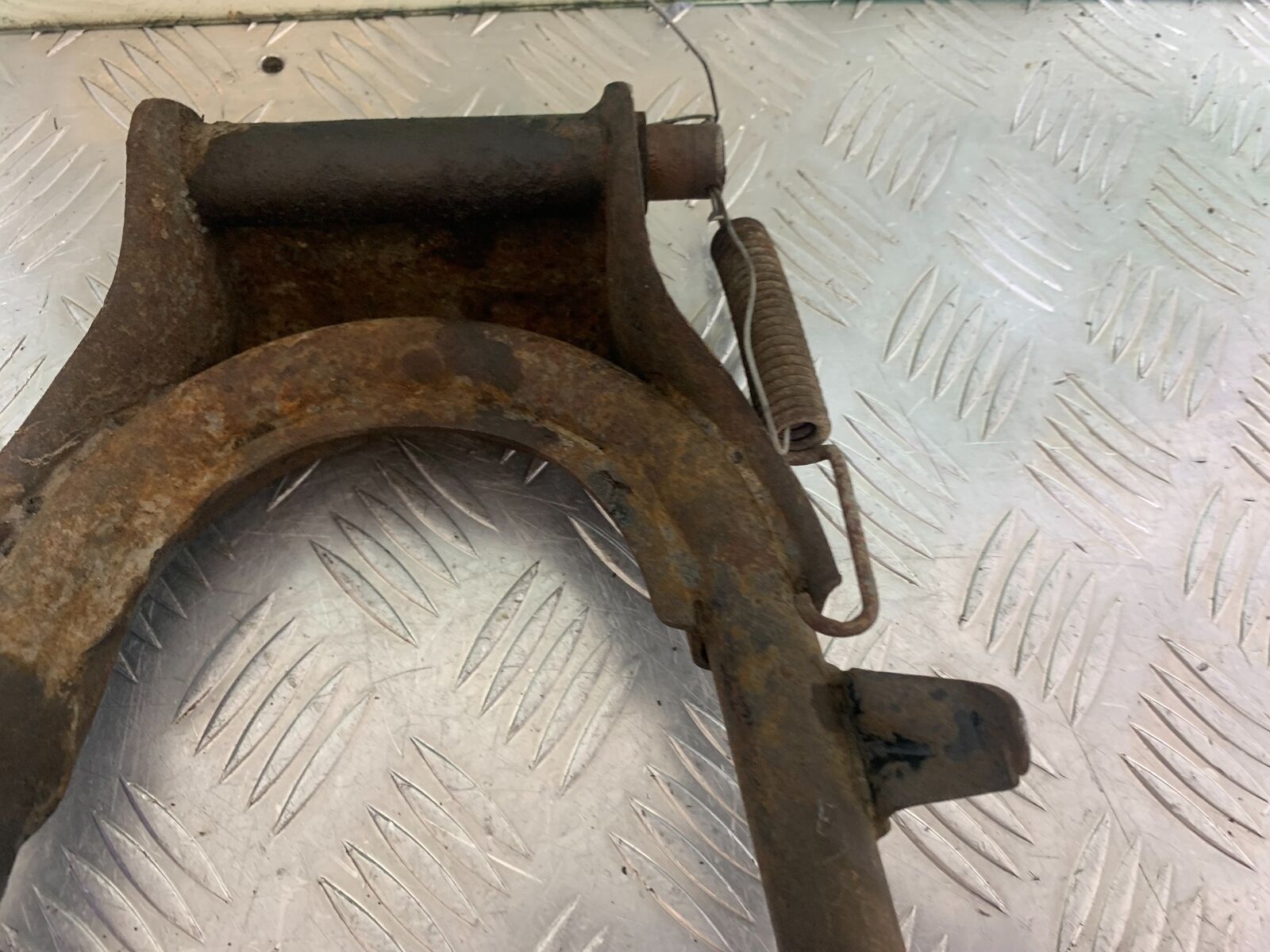 HONDA CX500 CX 500 CENTER STAND YEAR 1980 (CMB1131)