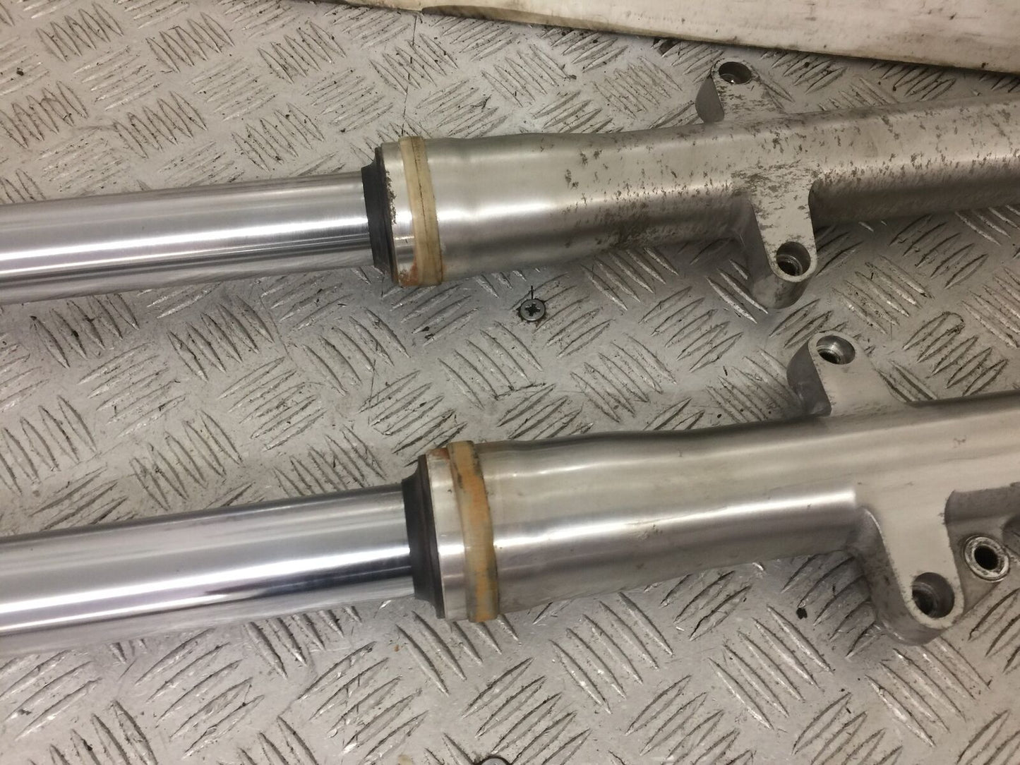 HONDA VTX1300 S FORKS YEAR 2004-09 (STOCK 749)