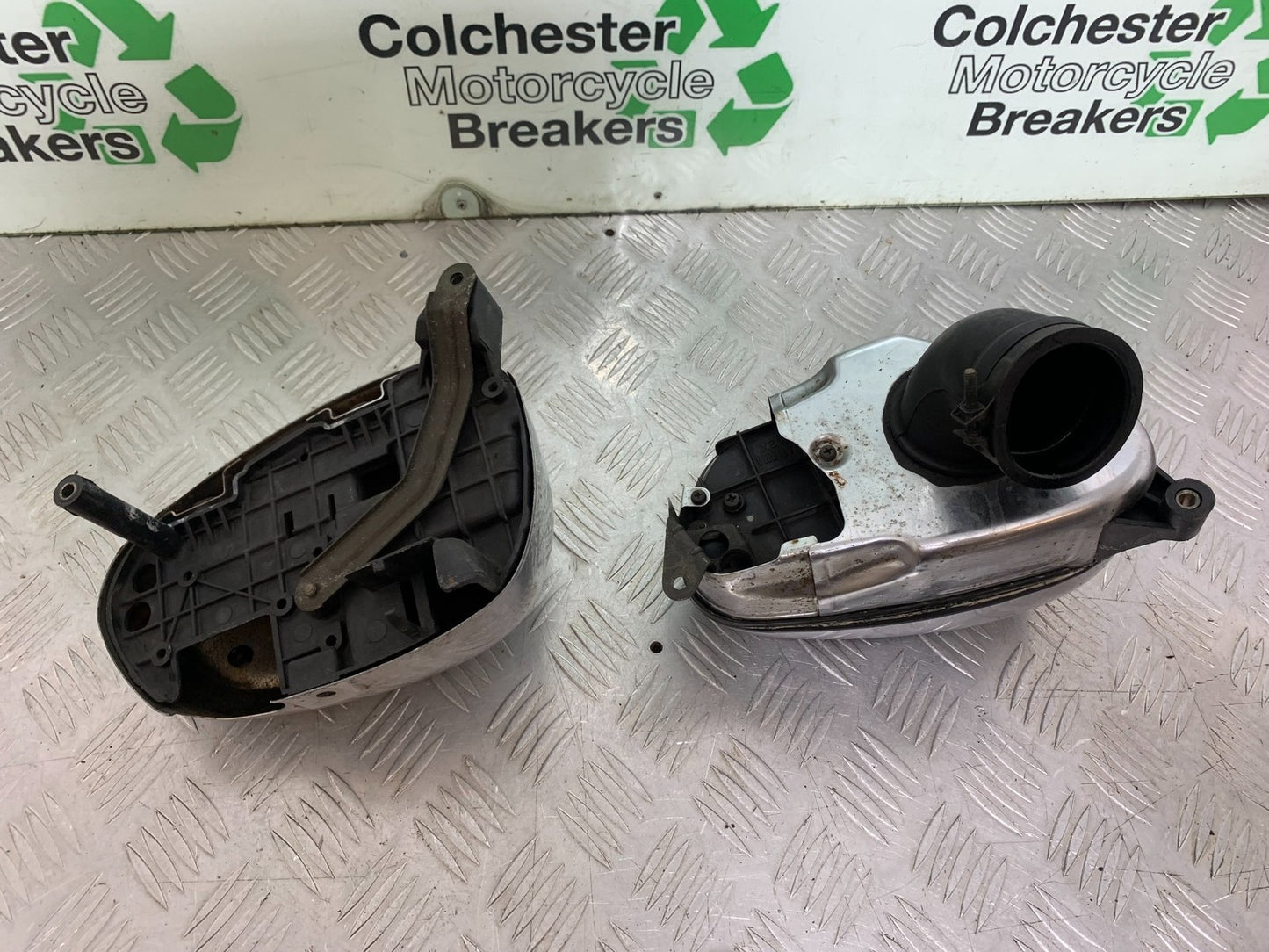 YAMAHA XV1100 XV 1100 VIRAGO LEFT AND RIGHT SIDE PODS  1990-1999 (CMB1190)