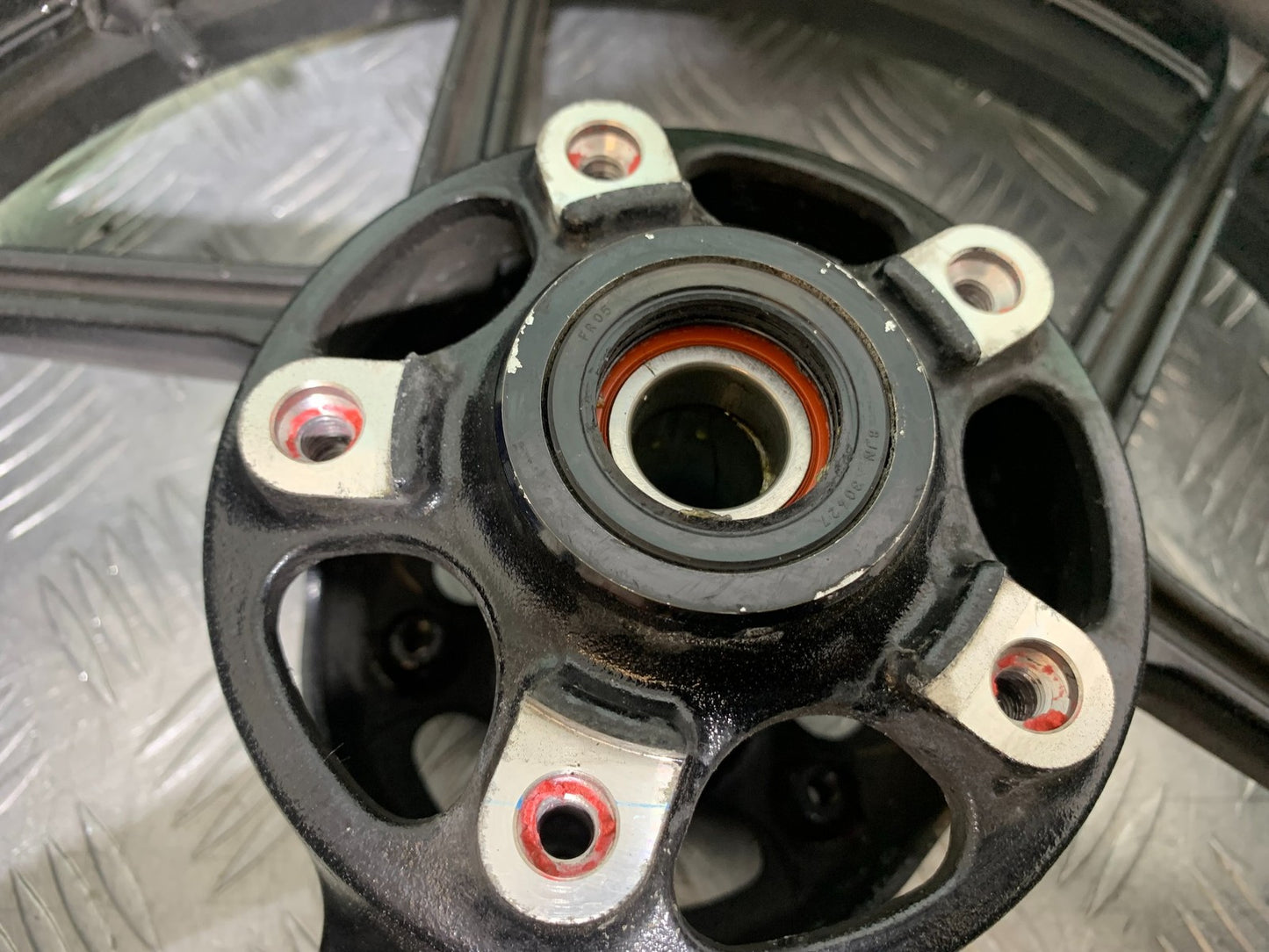 KAWASAKI ER6 N FRONT WHEEL YEAR 2012-2017 (CMB1324)