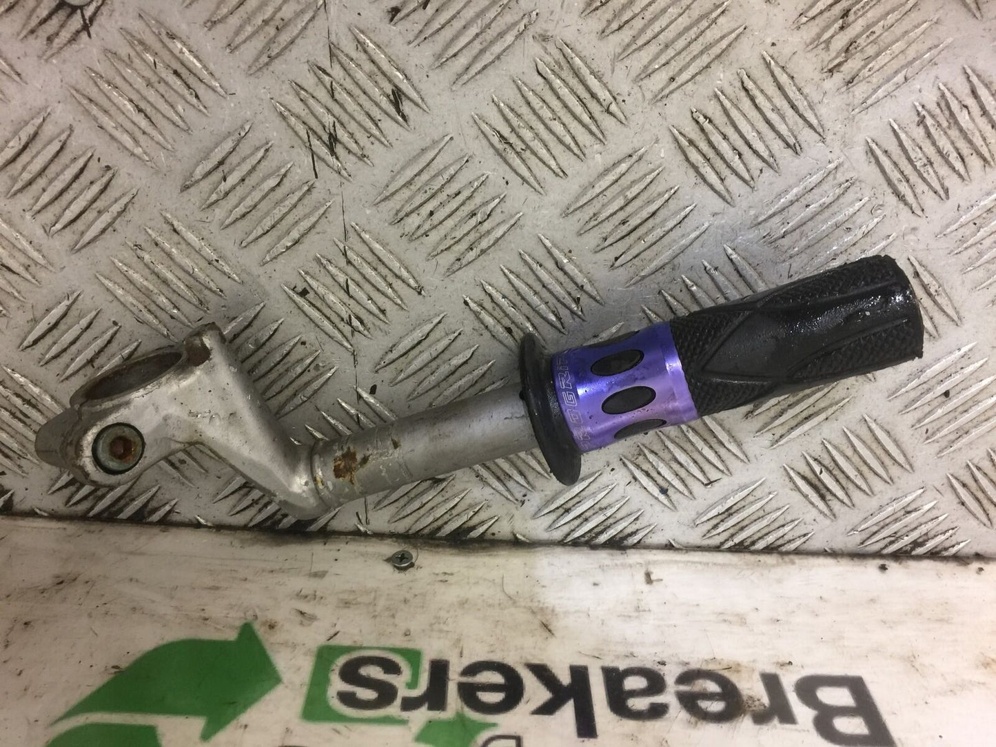 HONDA CBR125 CBR 125 LEFT BAR  YEAR 2004-06  (STOCK 530)