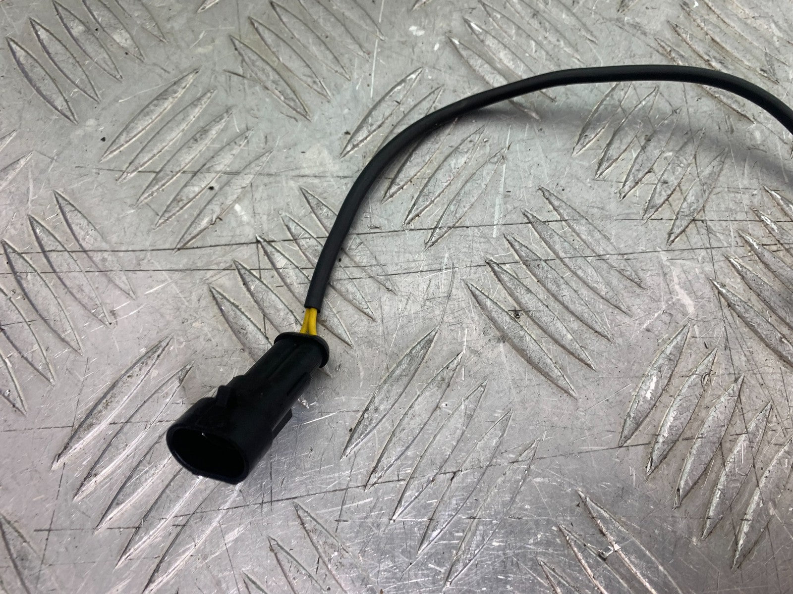 DUCATI 1198 S REAR BRAKE LIGHT SWITCH & BRACKET YEAR 2009-2011 (CMB1219)