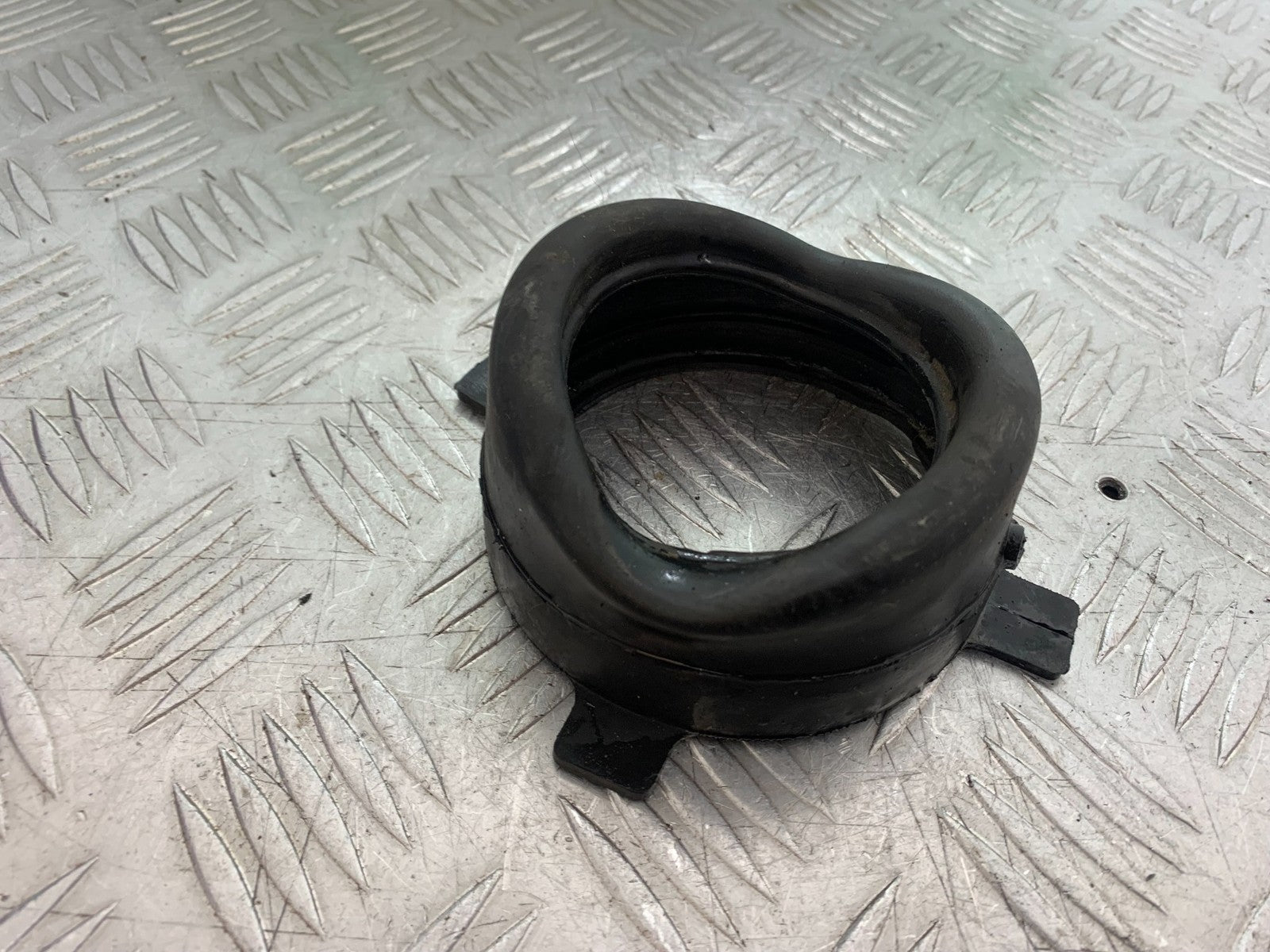 YAMAHA XV1100 XV 1100 VIRAGO SWINGARM RUBBER BOOT 1990-1999 (CMB1243)