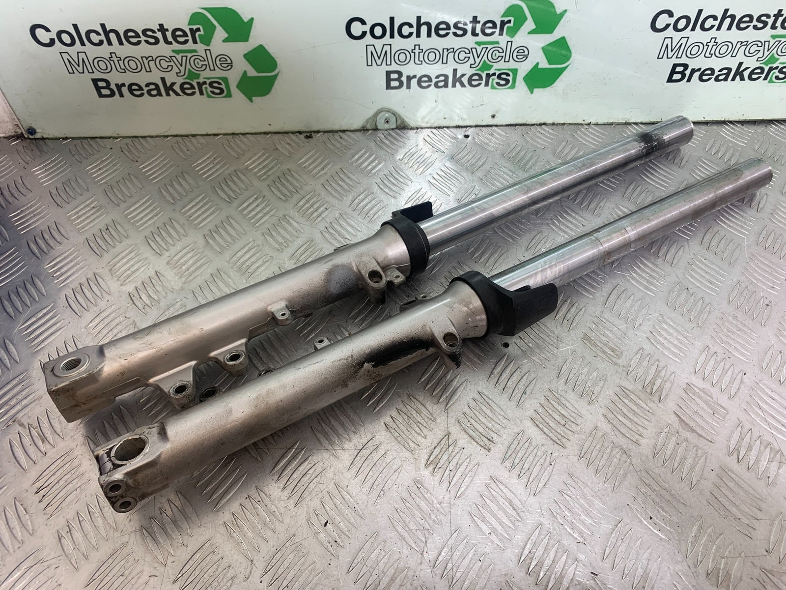 SUZUKI GSF600 GSF 600 BANDIT FORKS YEAR 2001-2003 (CMB1157)