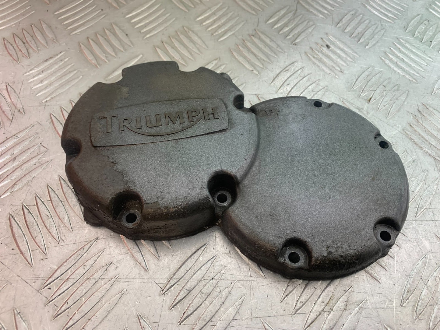 TRIUMPH TROPHY 900 ENGINE SIDE COVER YEAR 1991-95 (CMB1251)