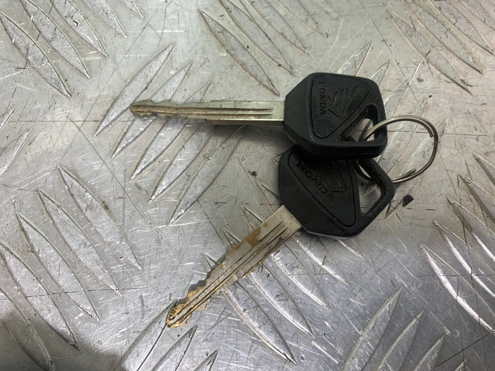 HONDA CBR600 CBR 600 RR ECU LOCKS KEYS   YEAR 2003-2004 CMB1173)