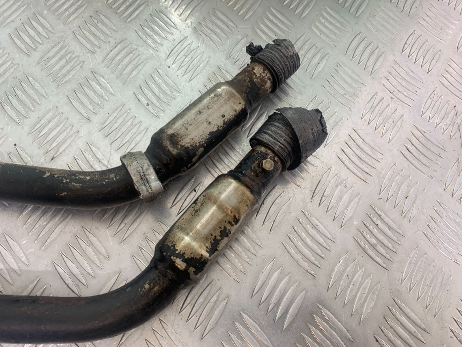 HONDA VFR400 VFR 400 NC21 DOWNPIPES  YEAR 1986-87 (CMB1043)