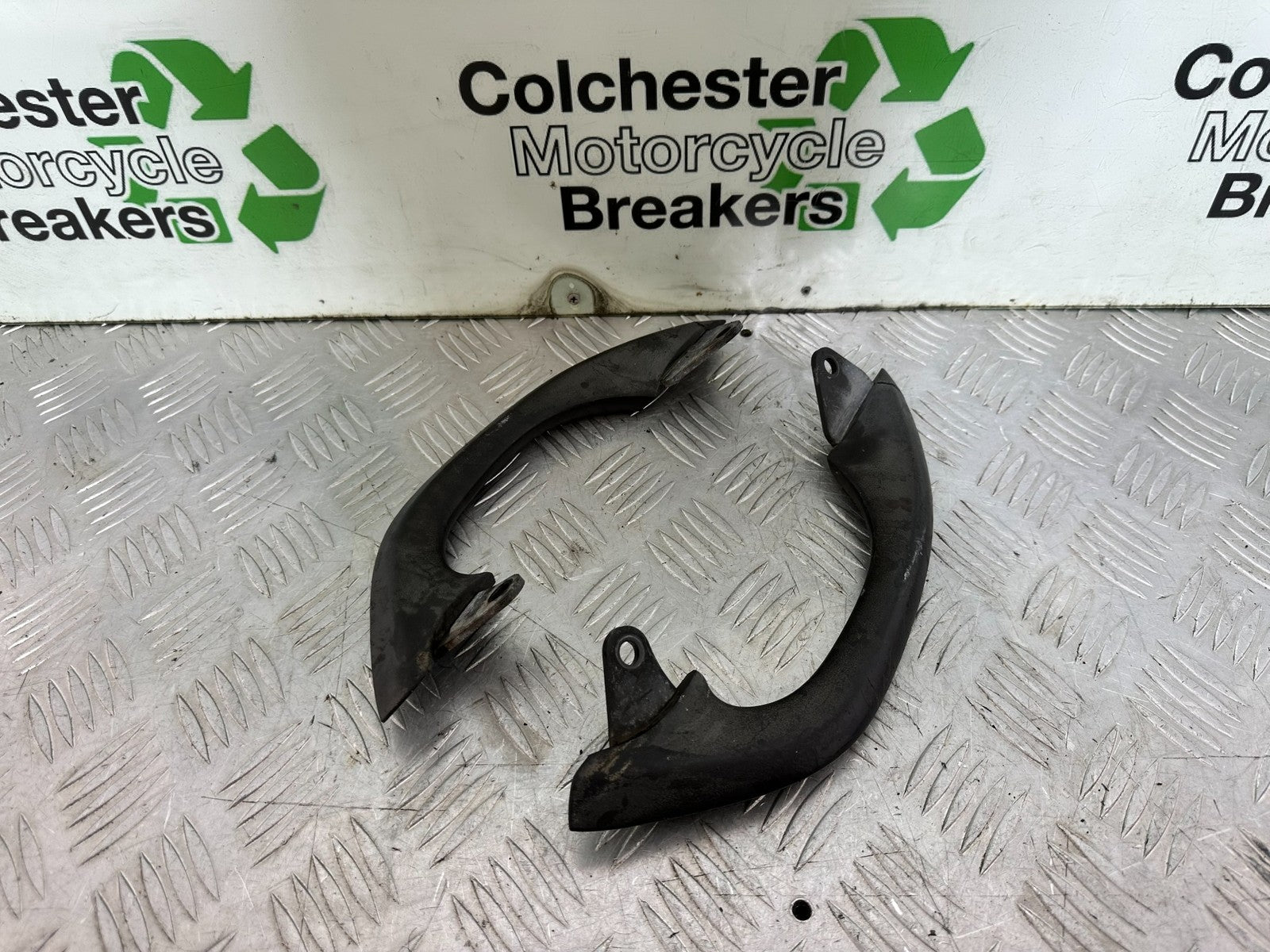 KAWASAKI ER6 F ER6F GRAB RAILS YEAR 2005-2008 (CMB1178)