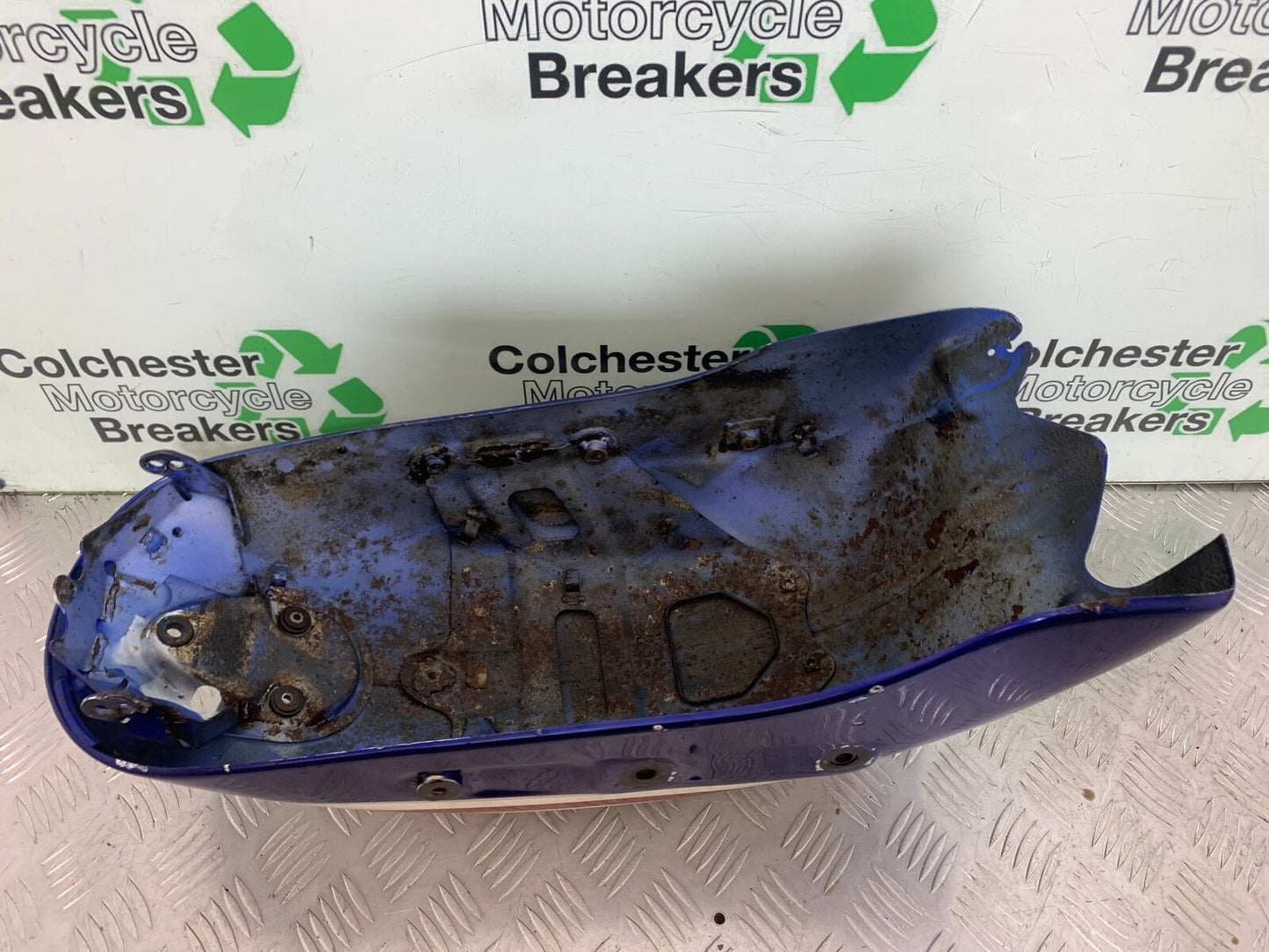 TRIUMPH THUNDERBIRD 1600 REAR MUDGUARD  YEAR 2011 (CMB1107)