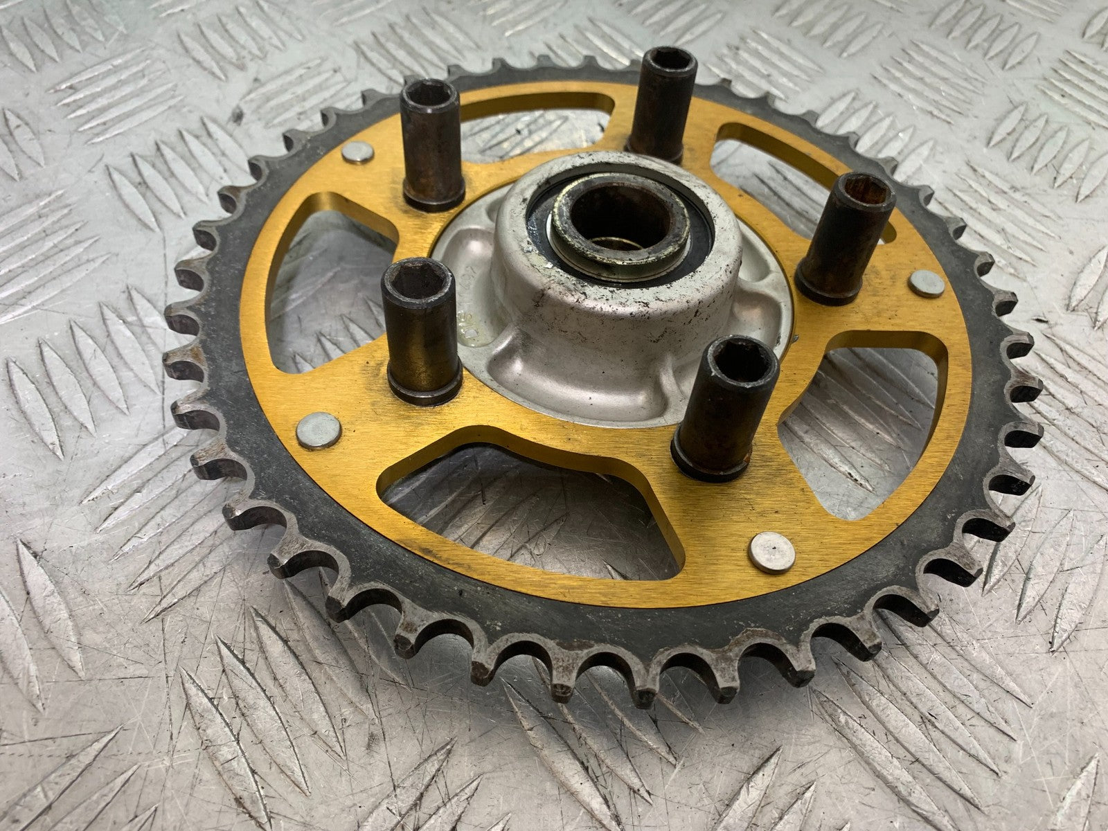 APRILIA TUONO 1000 V4R REAR SPROCKET CARRIER  YEAR 2011-13  (CMB1316)