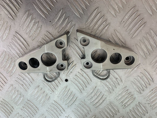 YAMAHA XSR900 XSR 900 HEADLIGHT BRACKETS   YEAR 2021-2022 (CMB1073)