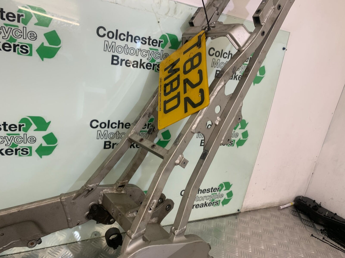 KAWASAKI ZX9R ZX9 C FRAME REG LOG BOOK  YEAR 1998-99 (STOCK 957)