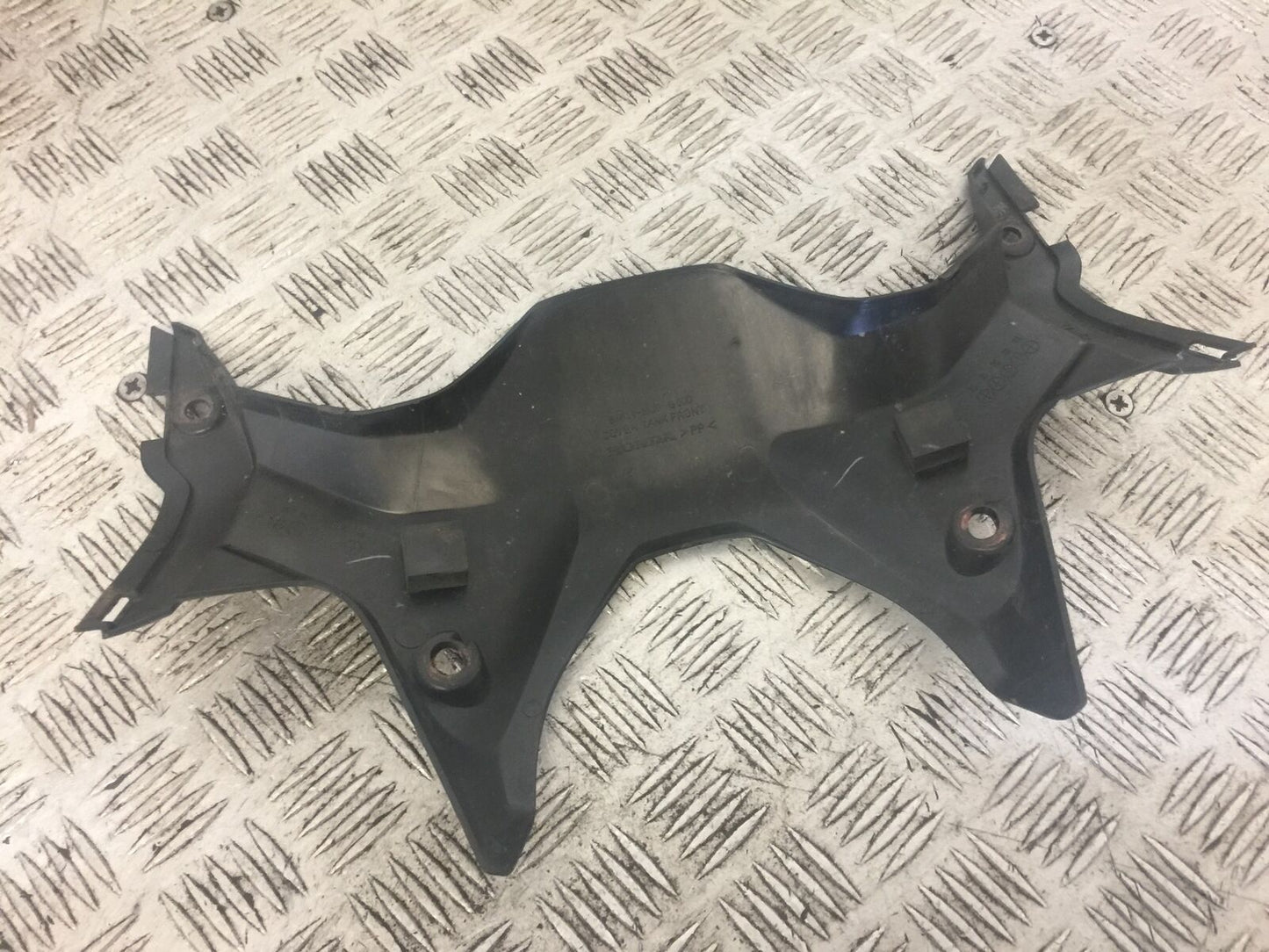 HONDA CRF1000 (DCT) AFRICA TWIN TANK INFILL PANEL  2016-2019 (STOCK 724)
