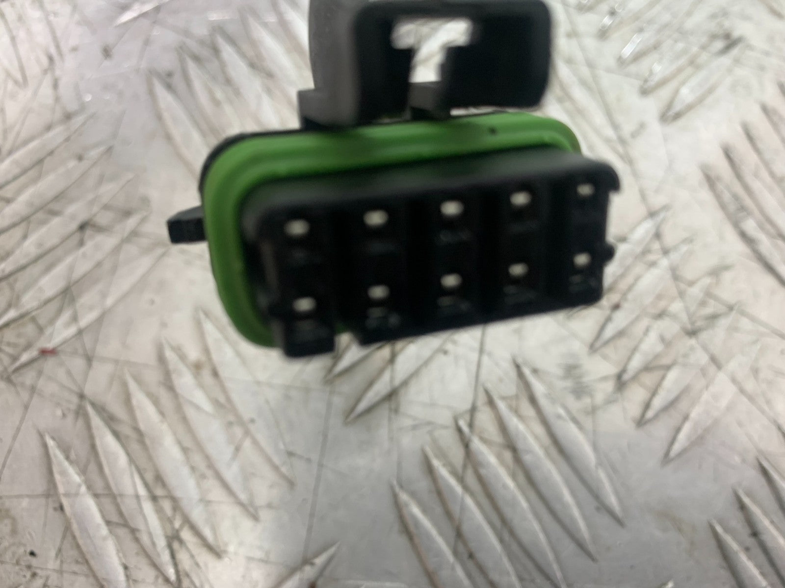 DUCATI 996 SPS 748 916 998 LEFT SWITCH GEAR 1999-2000 (CMB1209)