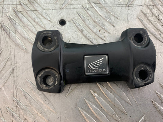 HONDA NC750 NC 750 X DCT HANDLEBAR CLAMP  YEAR 2019 (CMB1223)