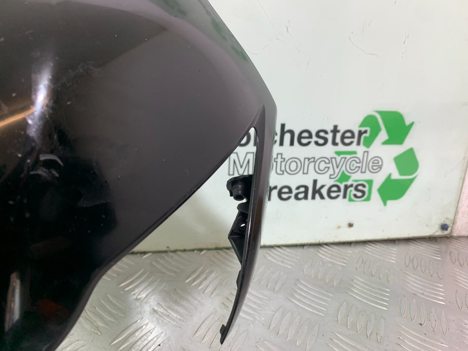 HONDA CBR1000 RR CBR1000RR FIREBLADE FRONT FAIRING PANEL 2008-2011 (CMB1179)