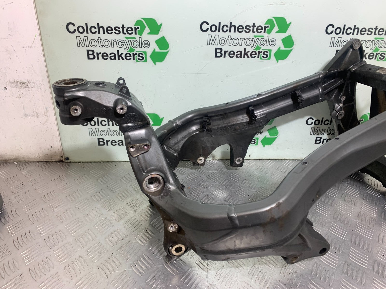 BMW K1300 S K 1300 S FRAME REG LOG BOOK YEAR 2009-16 (CMB1216)