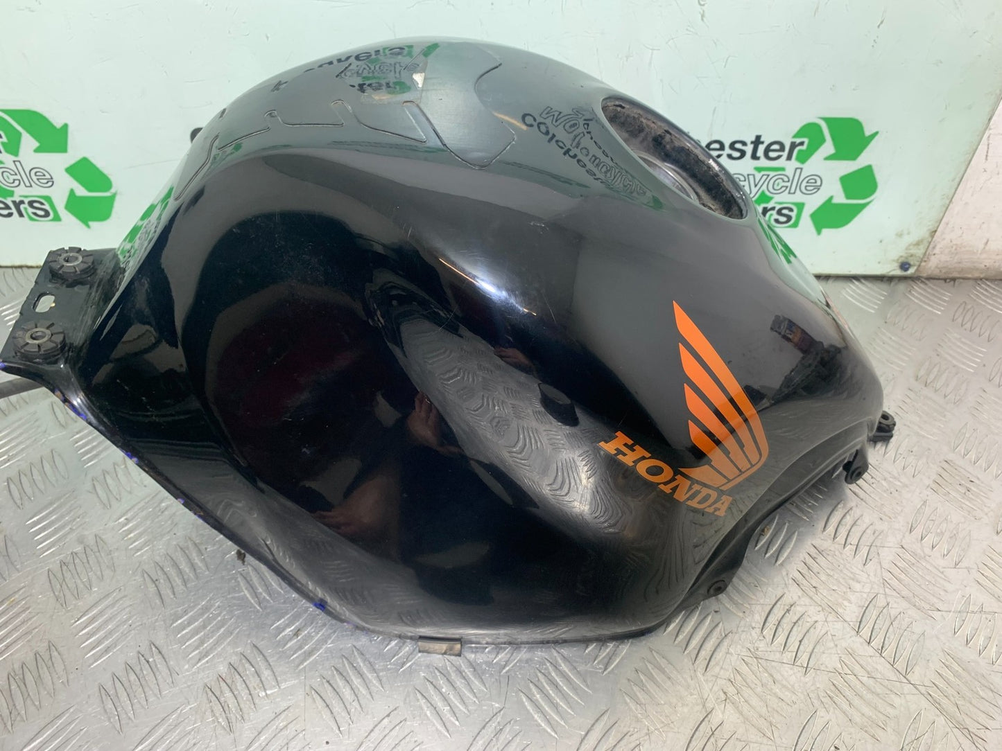 HONDA CBR600 CBR 600 FX FY PETROL TANK  YEAR 1999-2000 (CMB1287)