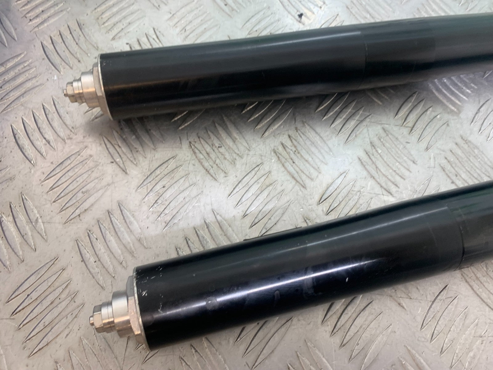 YAMAHA YZF R1 14 B BIG BANG FORKS  2009-14 (CMB1175)