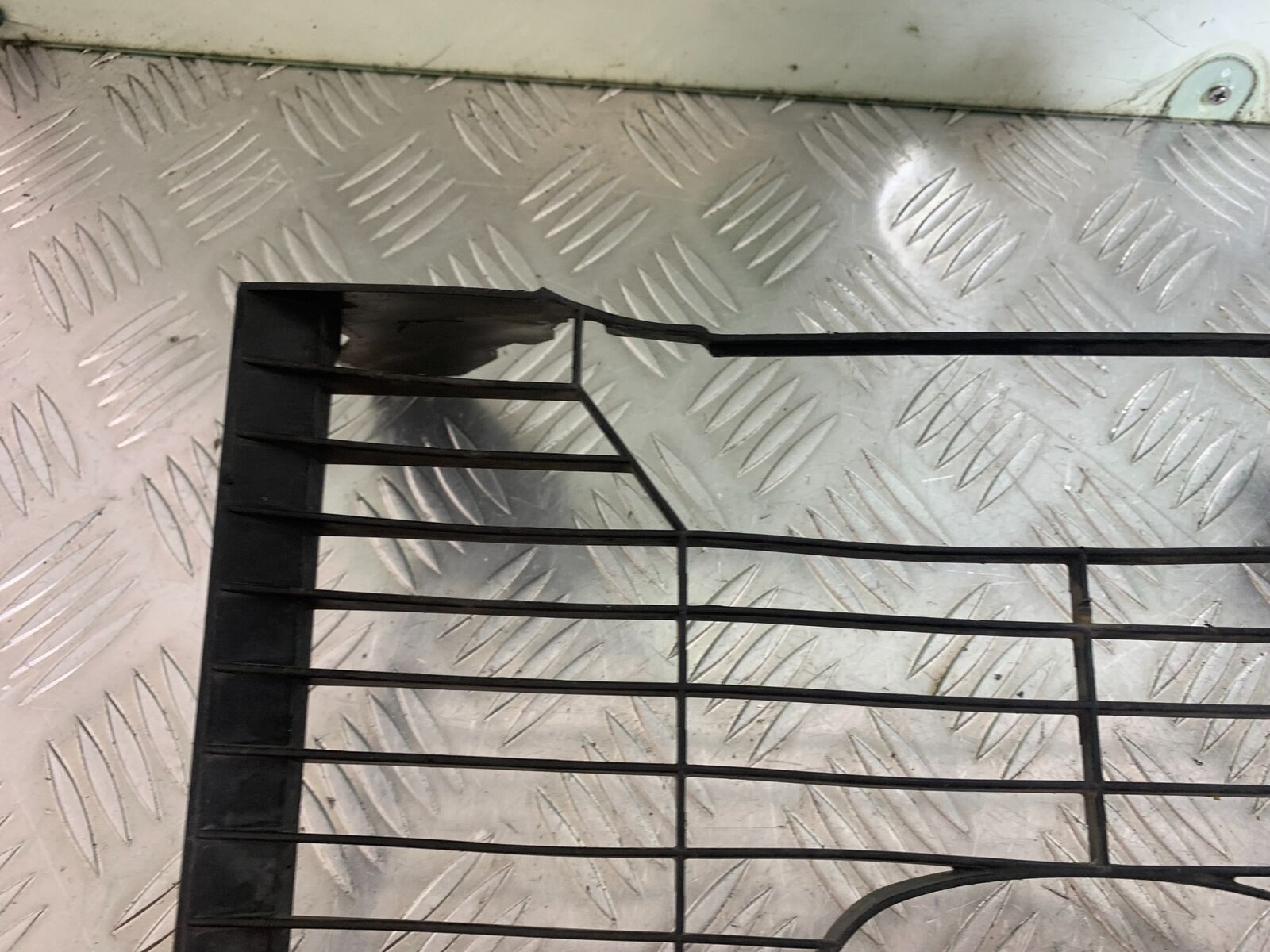 HONDA CBR600 CBR 600 F2 RADIATOR GRILL YEAR 1991-1993 (CMB1114)