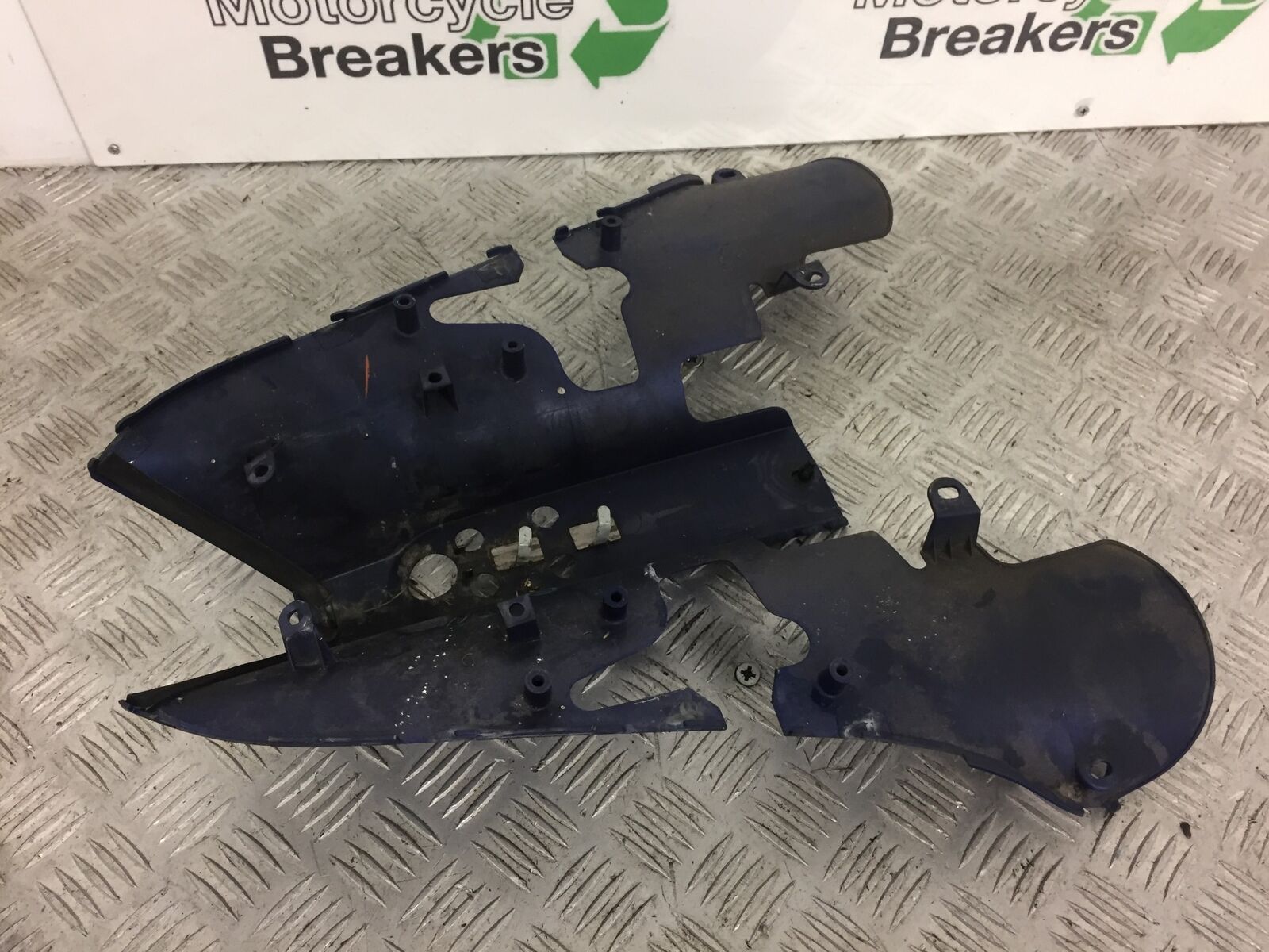 YAMAHA YZF R1 UNDERTRAY   2007