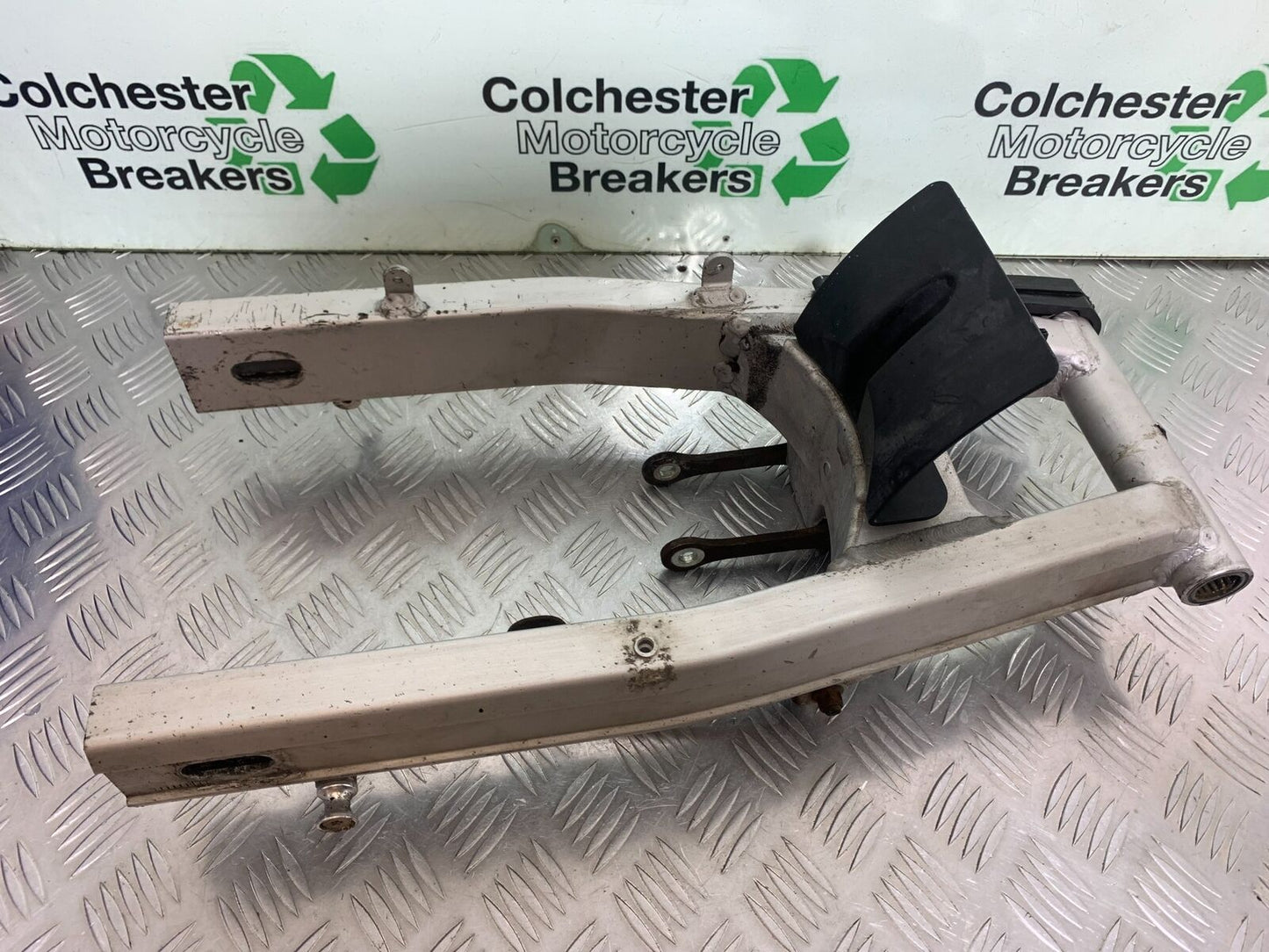 SUZUKI SV650 SV 650 mk1 SWINGARM   YEAR 1999-2002 (CMB1036)