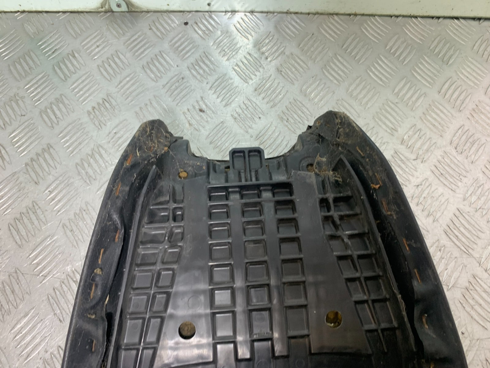 HONDA NC700 X FRONT SEAT  YEAR 2012-2014 (CMB1327) 