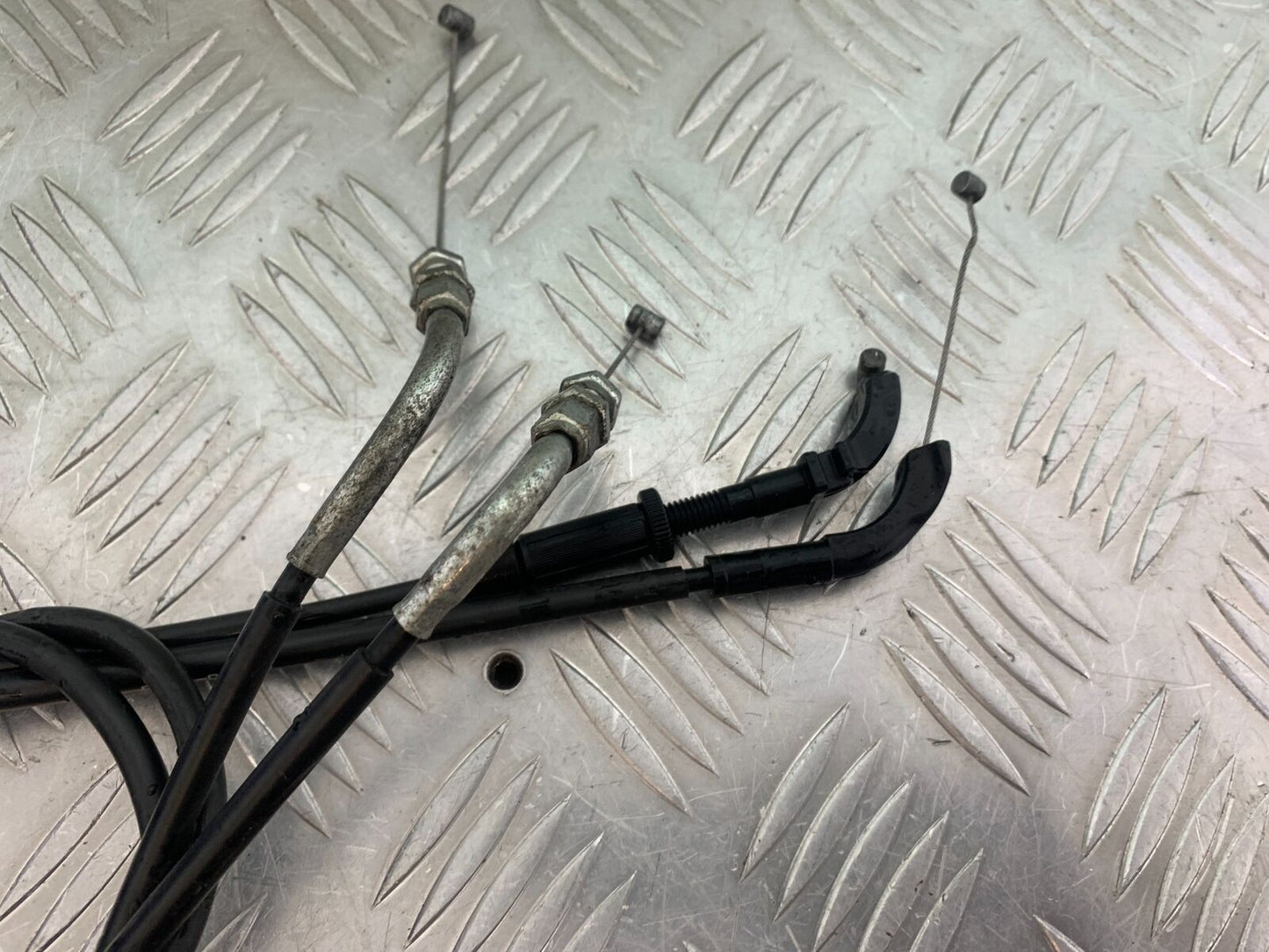 SUZUKI INTRUDER VL800 C800 THROTTLE CABLES  YEAR 2012-16 (CMB1039)