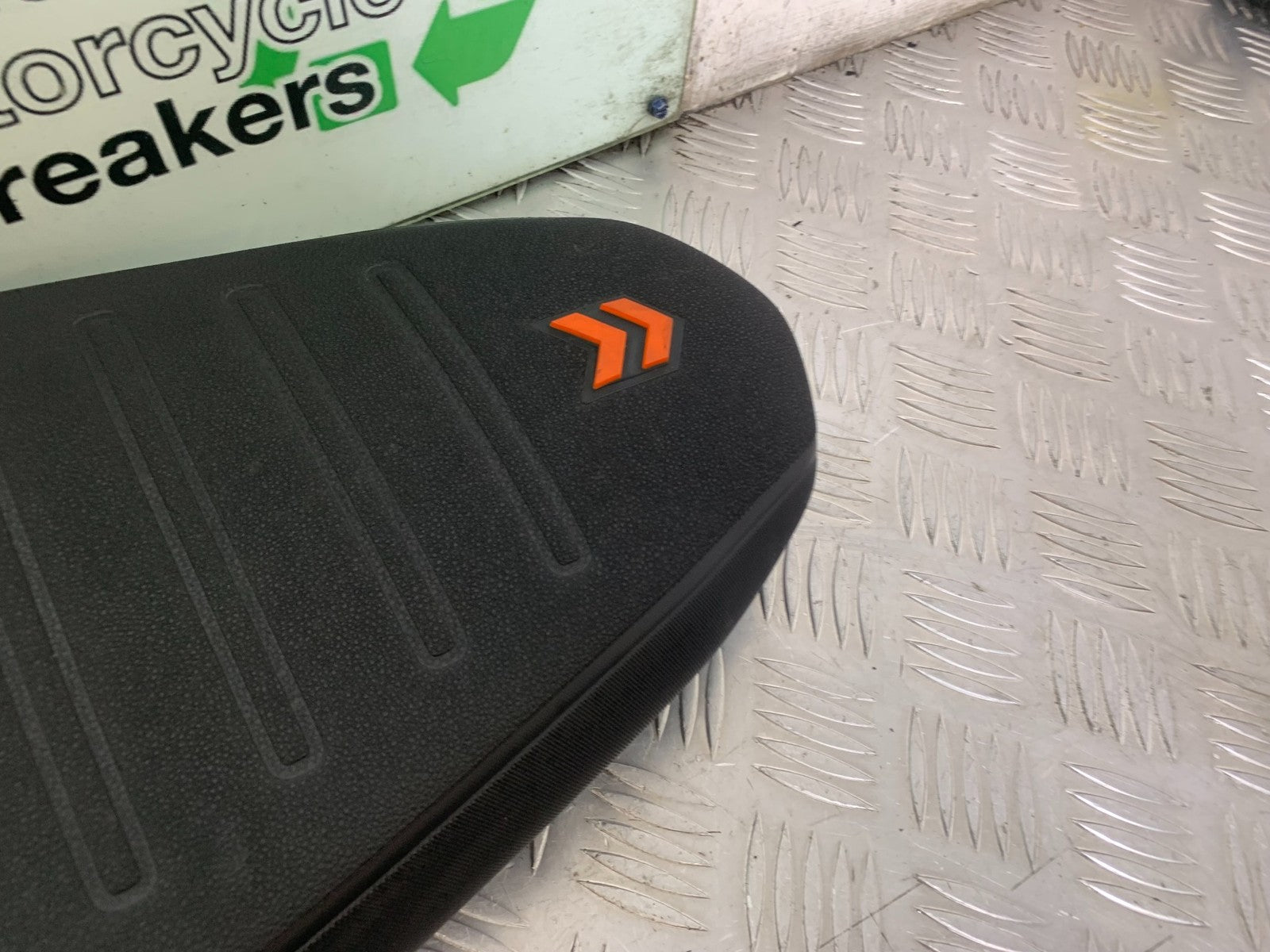 KTM 390 ADVENTURE SEAT  YEAR 2020-24 (CMB1240)