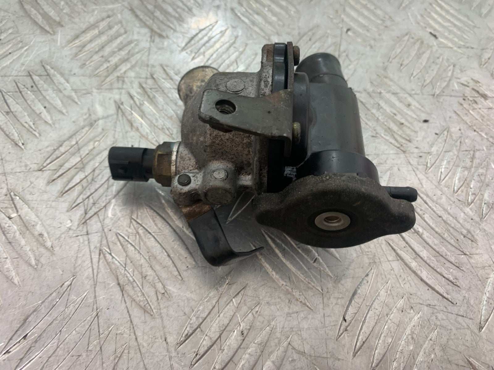 KAWASAKI Z750 Z 750 THERMOSTAT  YEAR 2004-2006  (CMB1234)
