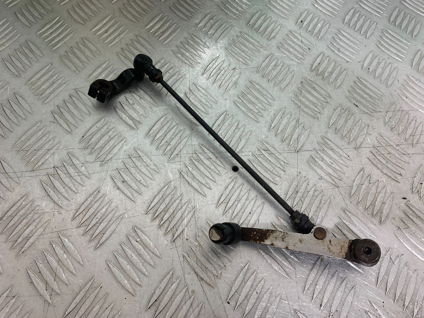 HONDA CB500 F CB500F GEAR LEVER  YEAR 2013-2015  (CMB1235)