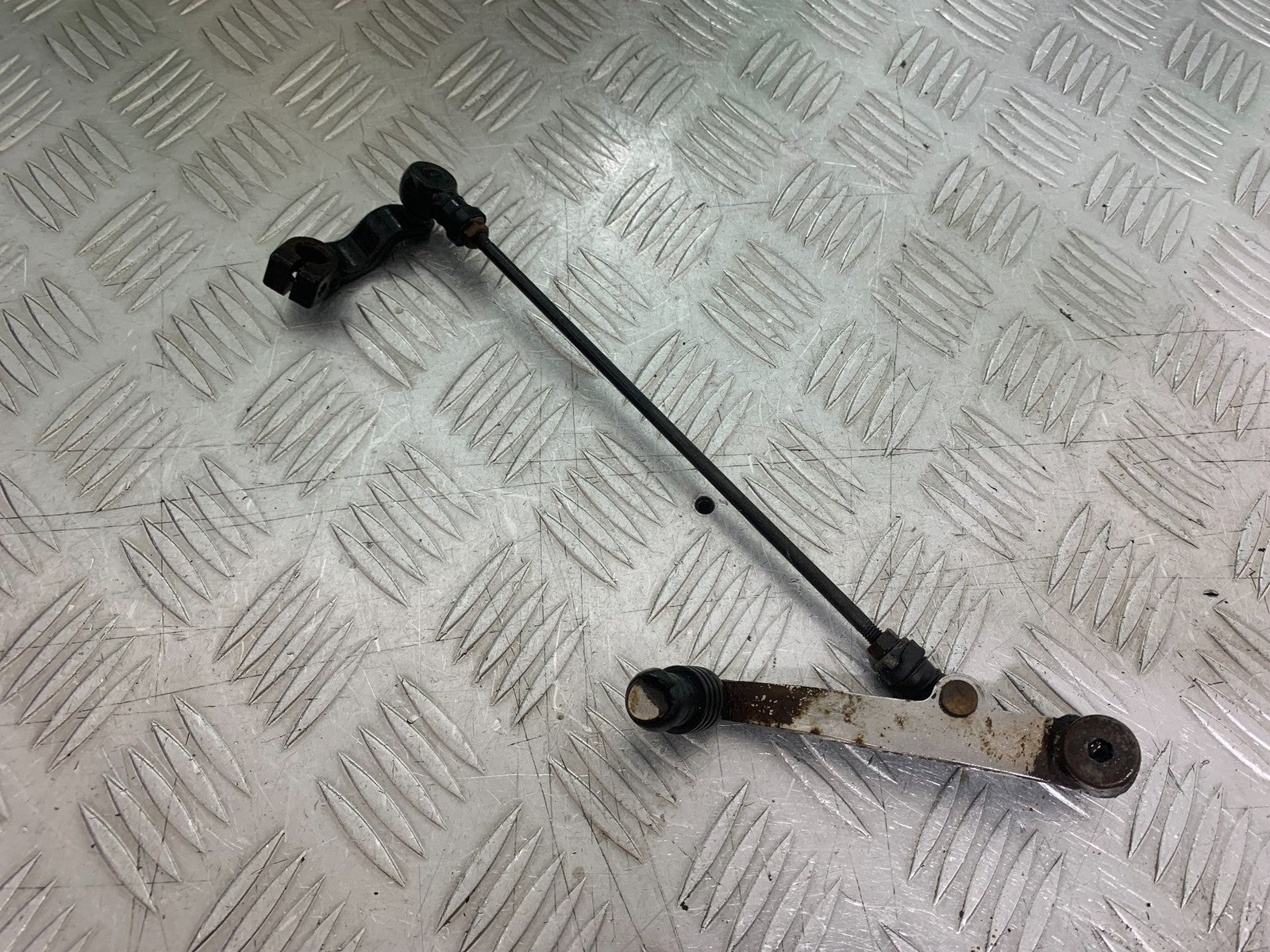 HONDA CB500 F CB500F GEAR LEVER  YEAR 2013-2015  (CMB1235)