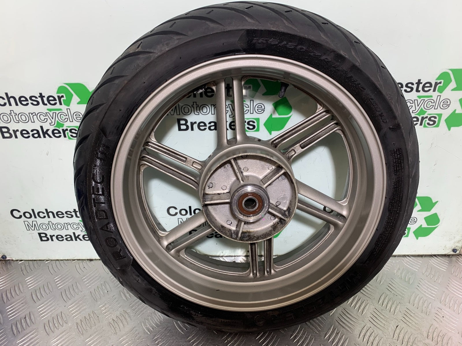 HONDA CBF600 CBF 600 REAR WHEEL YEAR 2004 -07 (CMB1247)