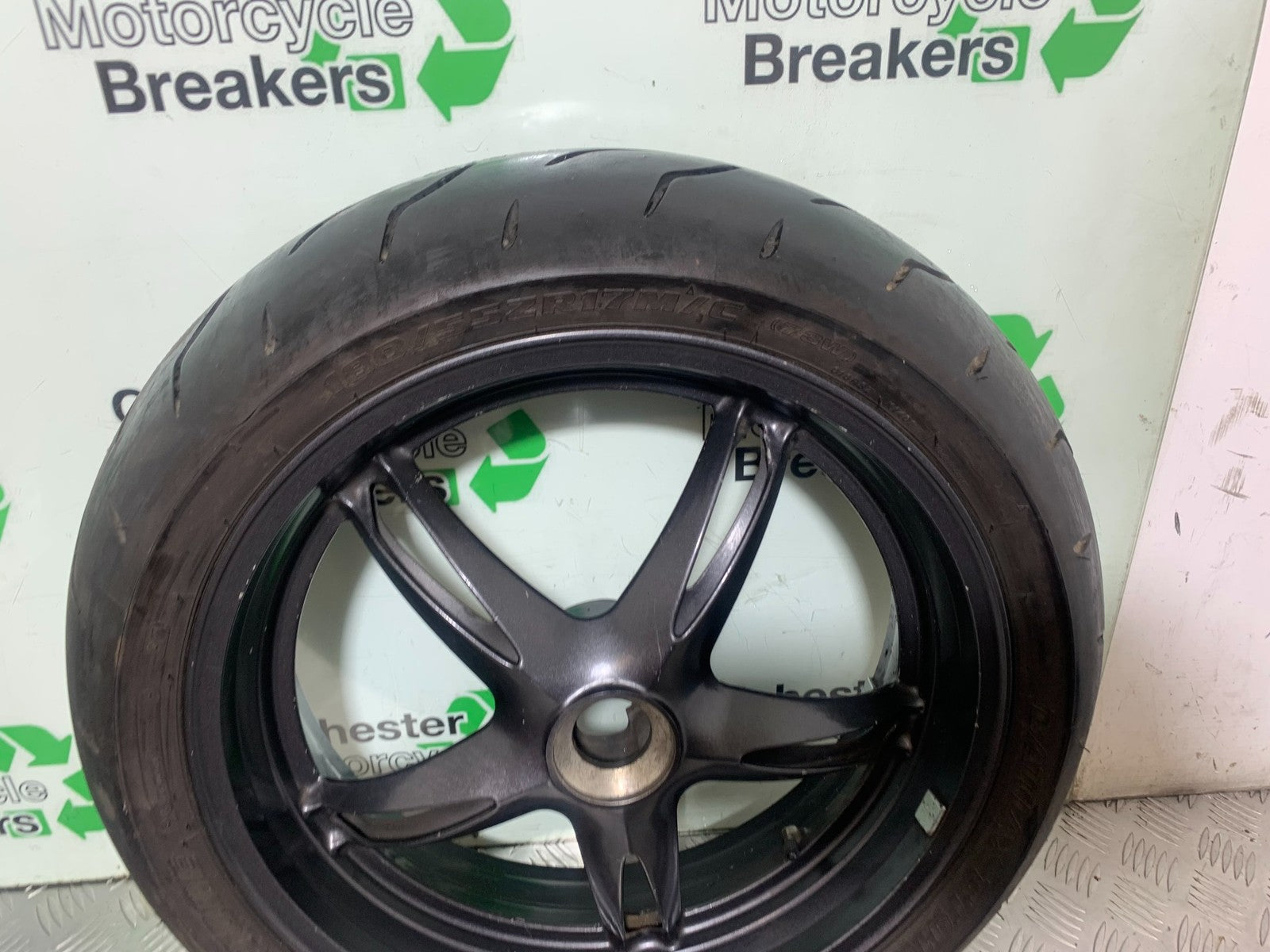 TRIUMPH 1050 SPRINT ST REAR WHEEL (TYRE WILL PASS MOT)  2004-2007 (CMB1197)