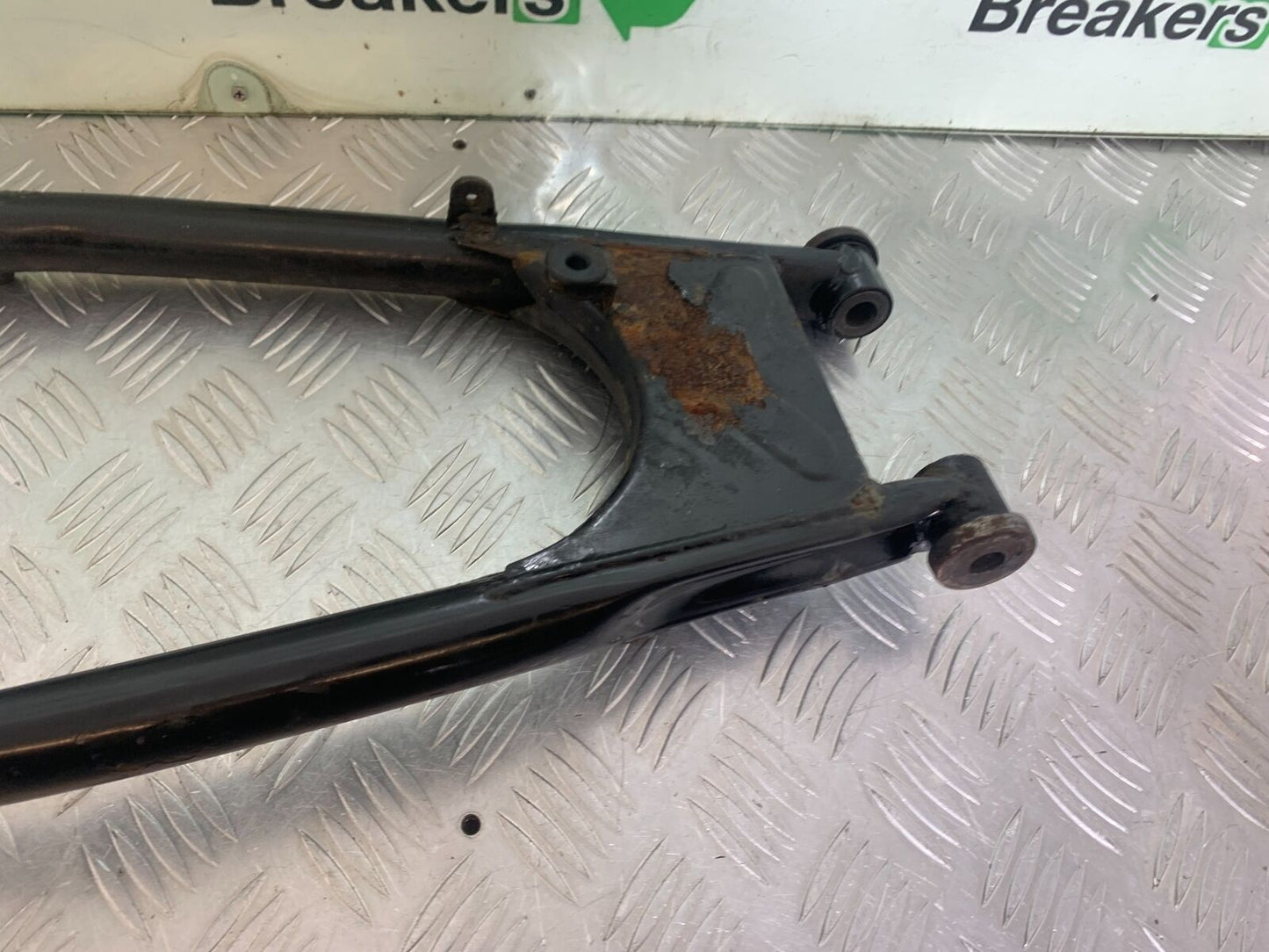 HERALD CLASSIC 125 SWINGARM   YEAR 2014 (CMB1058)