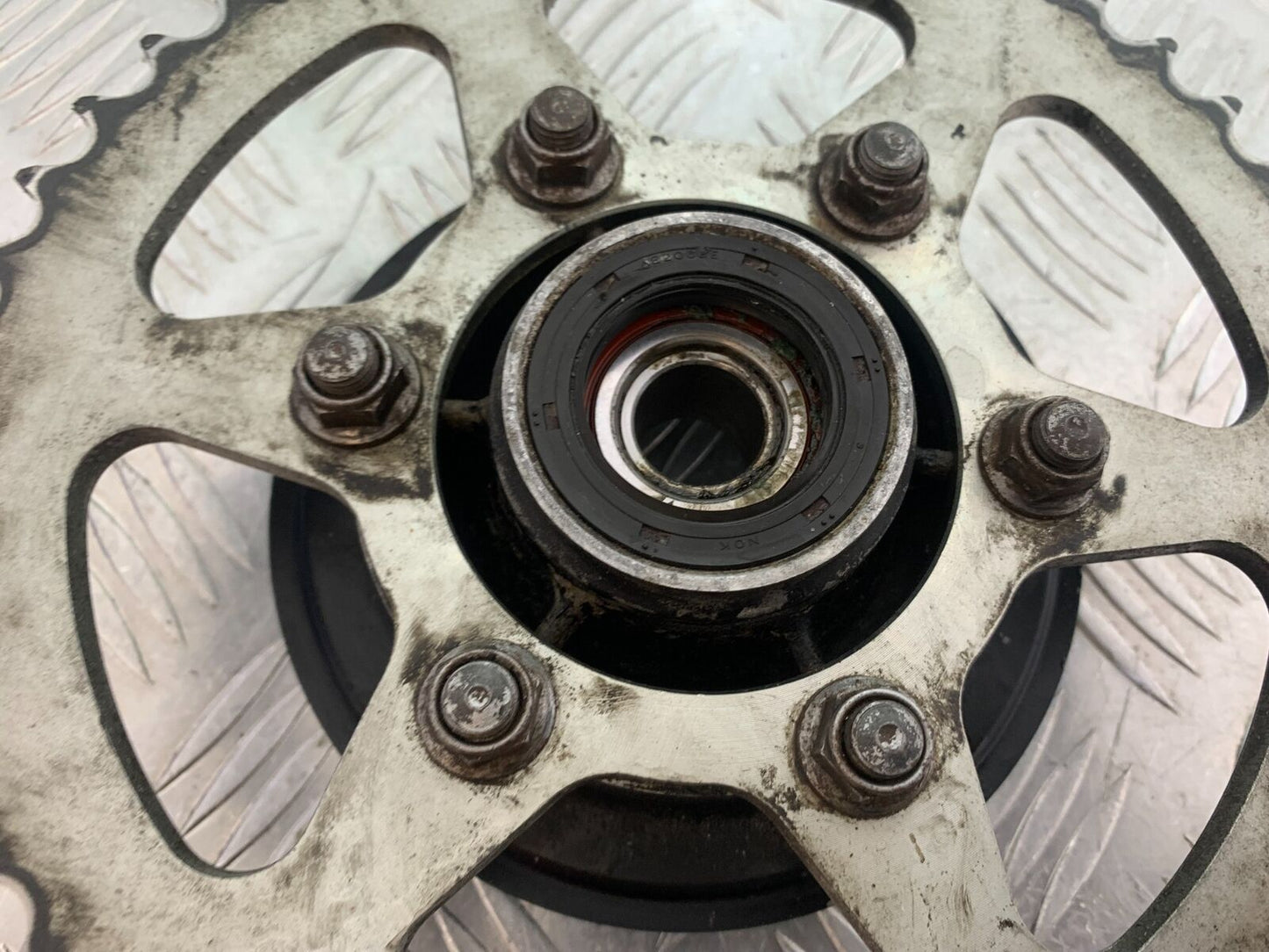 KAWASAKI ER6 N REAR SPROCKET CARRIER  YEAR 2005-2008 (CMB1034)