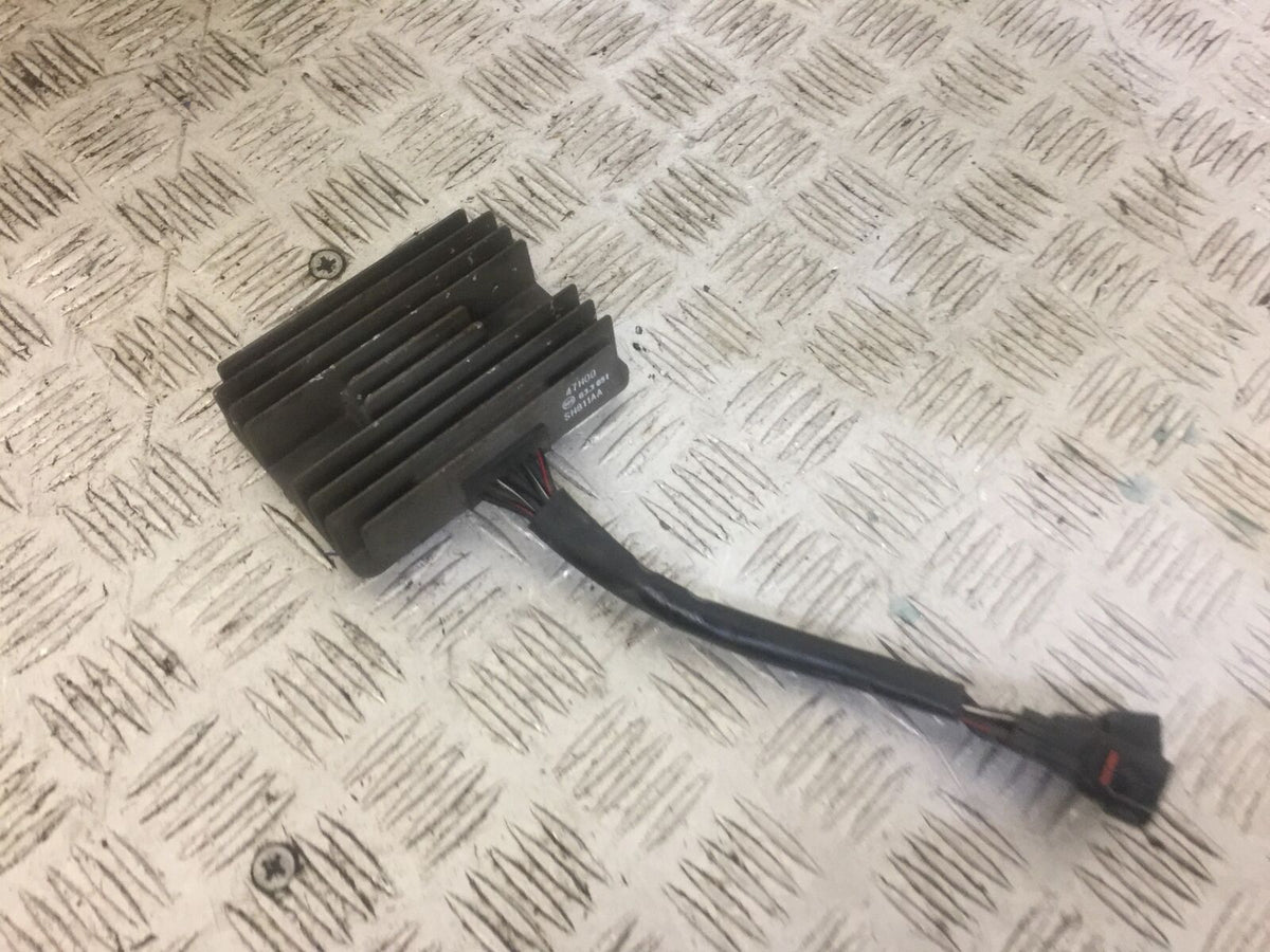 SUZUKI GSXR1000 GSXR 1000 L3 REGULATOR  YEAR 2013 (STOCK 671)