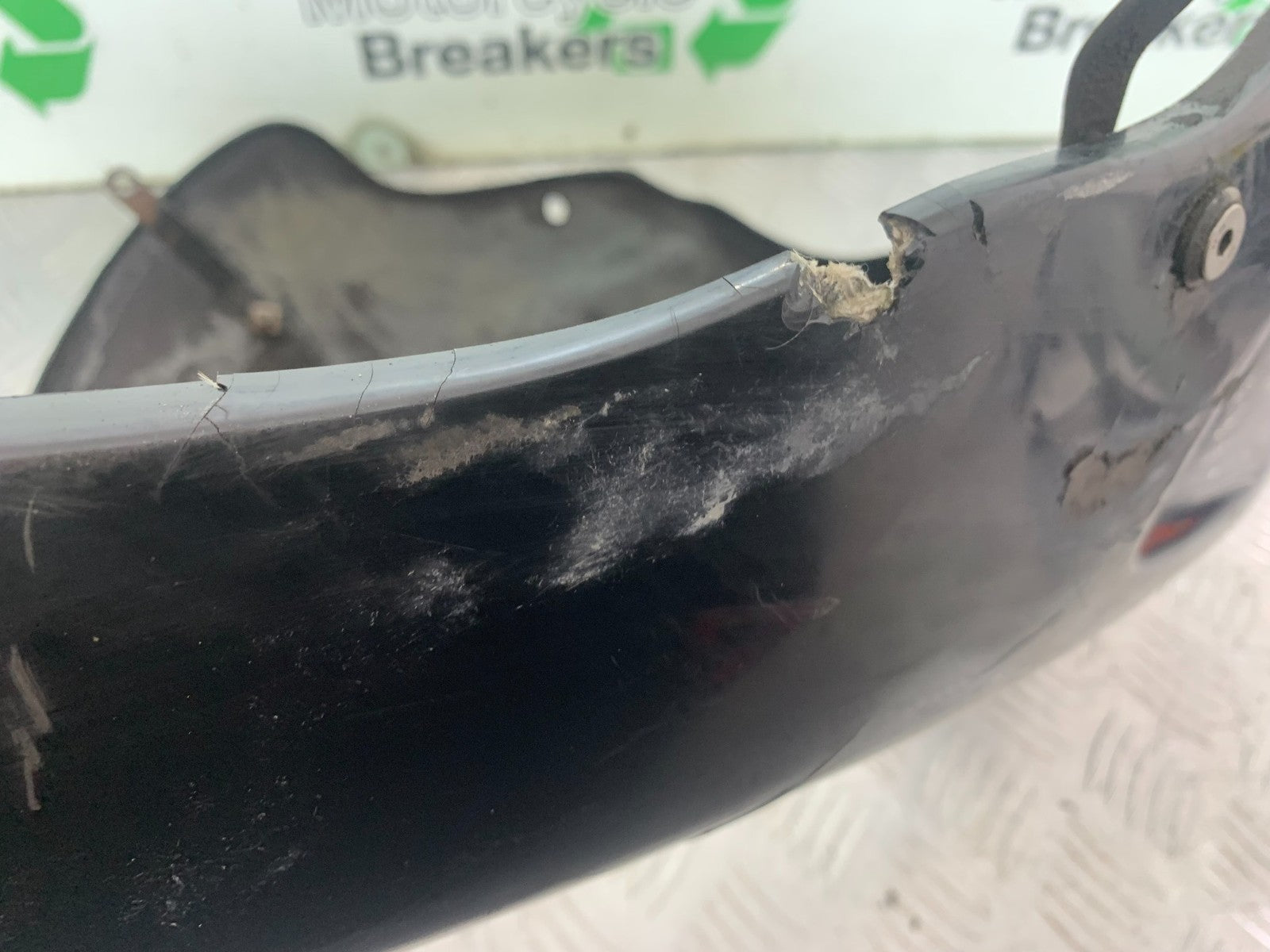 KAWASAKI Z750 Z 750 BELLY PAN  YEAR 2004-2006  (CMB1234)