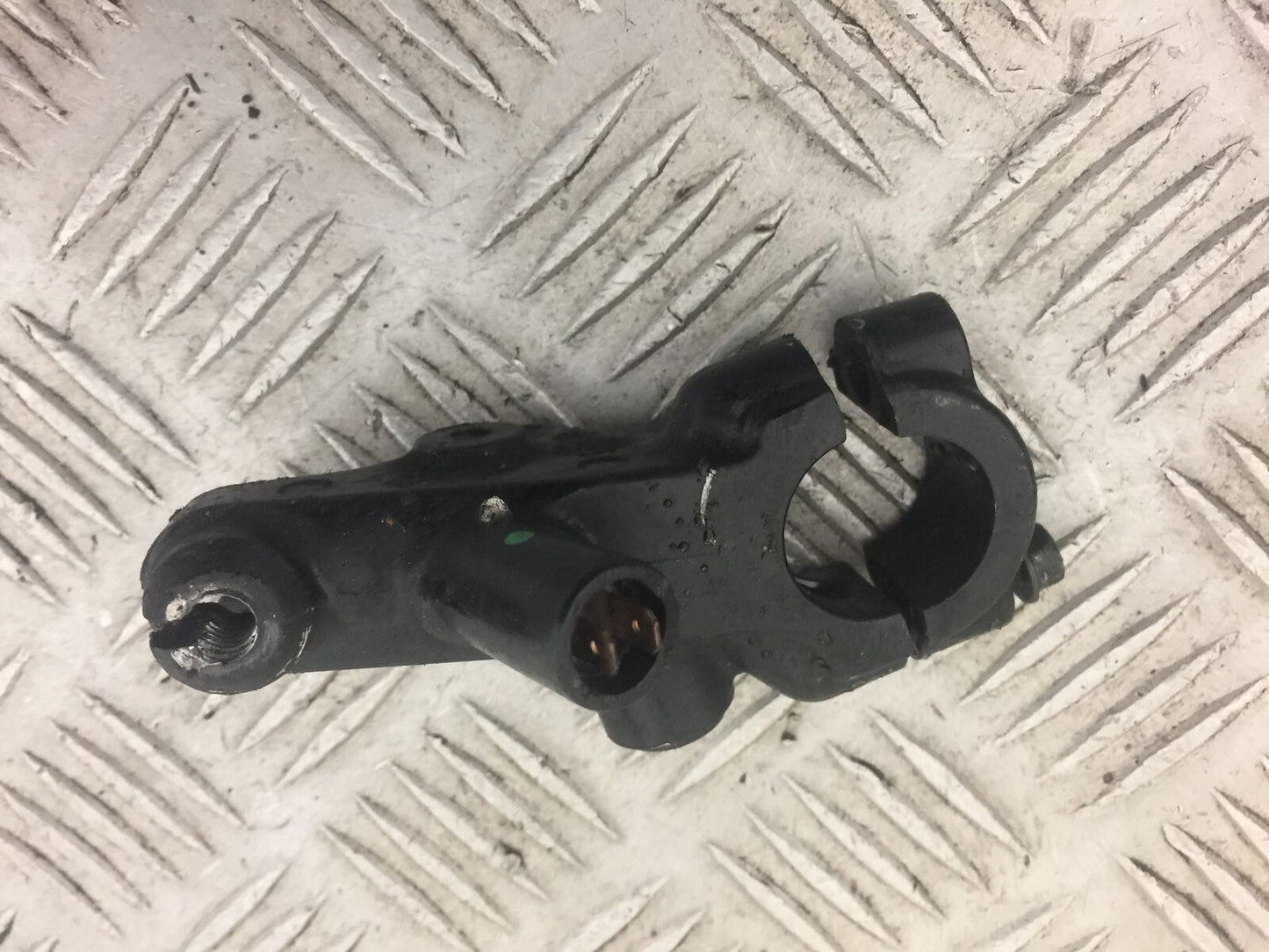 HONDA CBR 500 R  CBR500 R CLUTCH LEVER BRACKET  YEAR 2014  (STOCK 392)