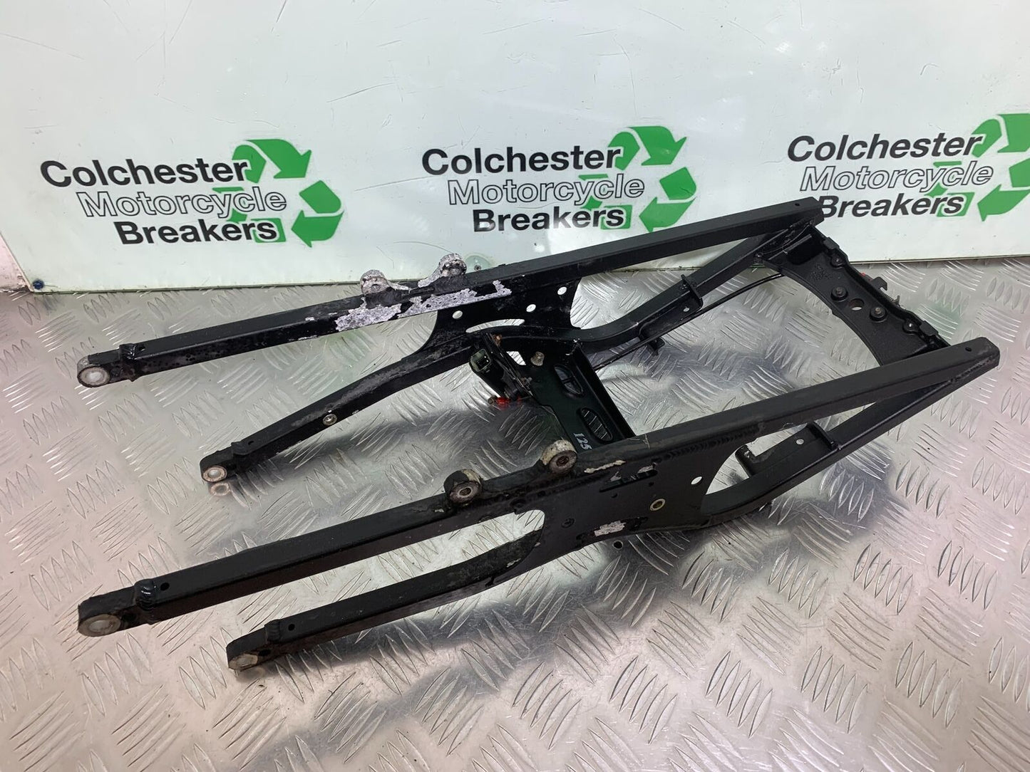 TRIUMPH 600 DAYTONA REAR SUBFRAME  YEAR 2003-2006 (STOCK 999)