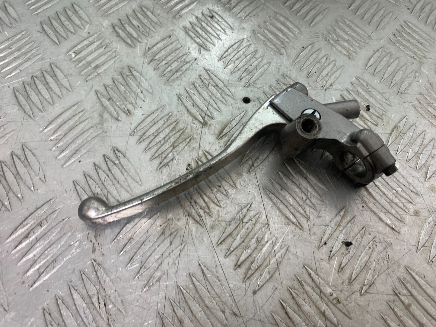 HONDA NTV 600 REVERE CLUTCH LEVER AND BRACKET  YEAR 1988-1996  (CMB1281)
