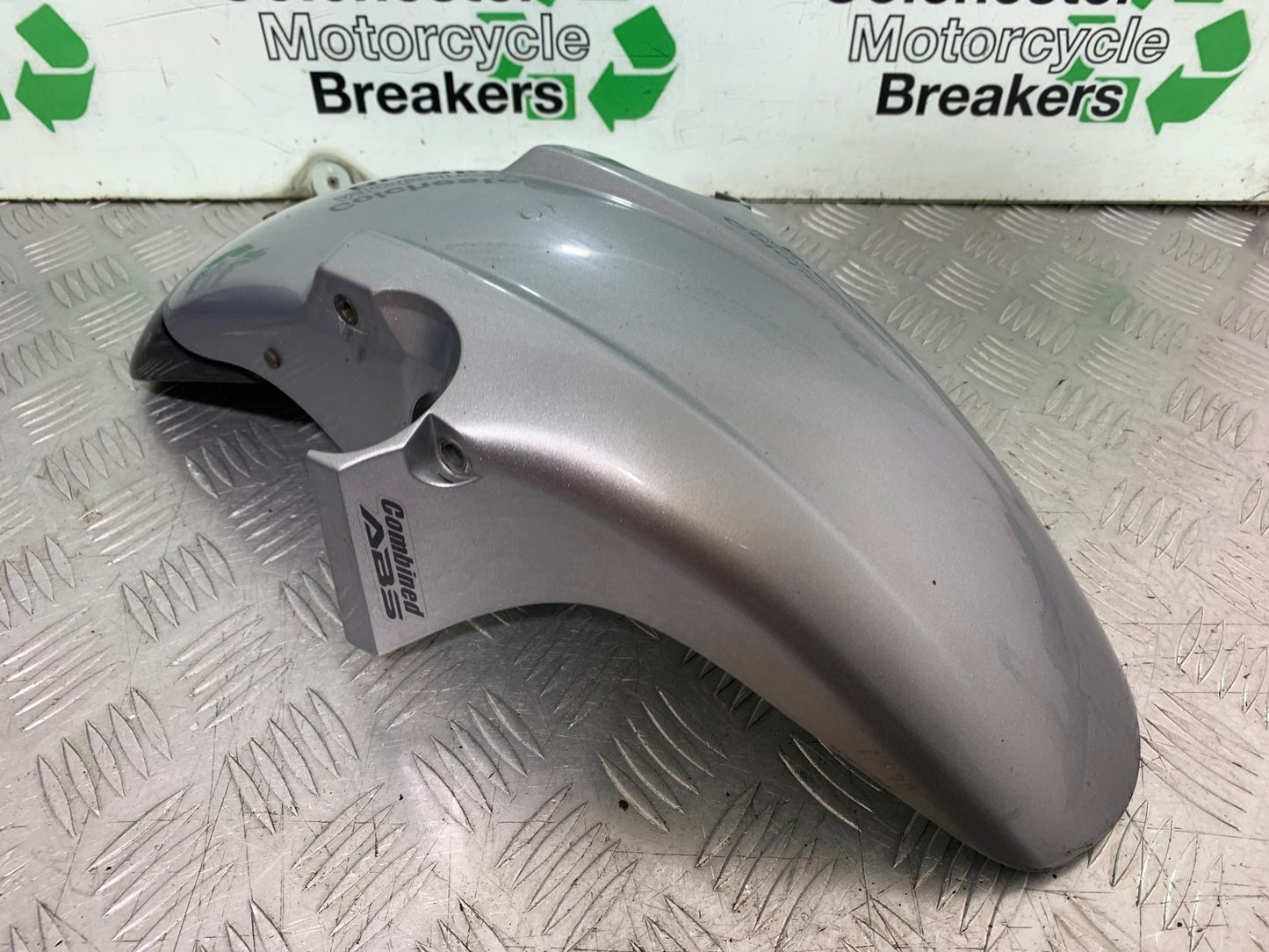 HONDA CBF600 CBF 600 FRONT MUDGUARD  YEAR 2004 -07 (CMB1247)